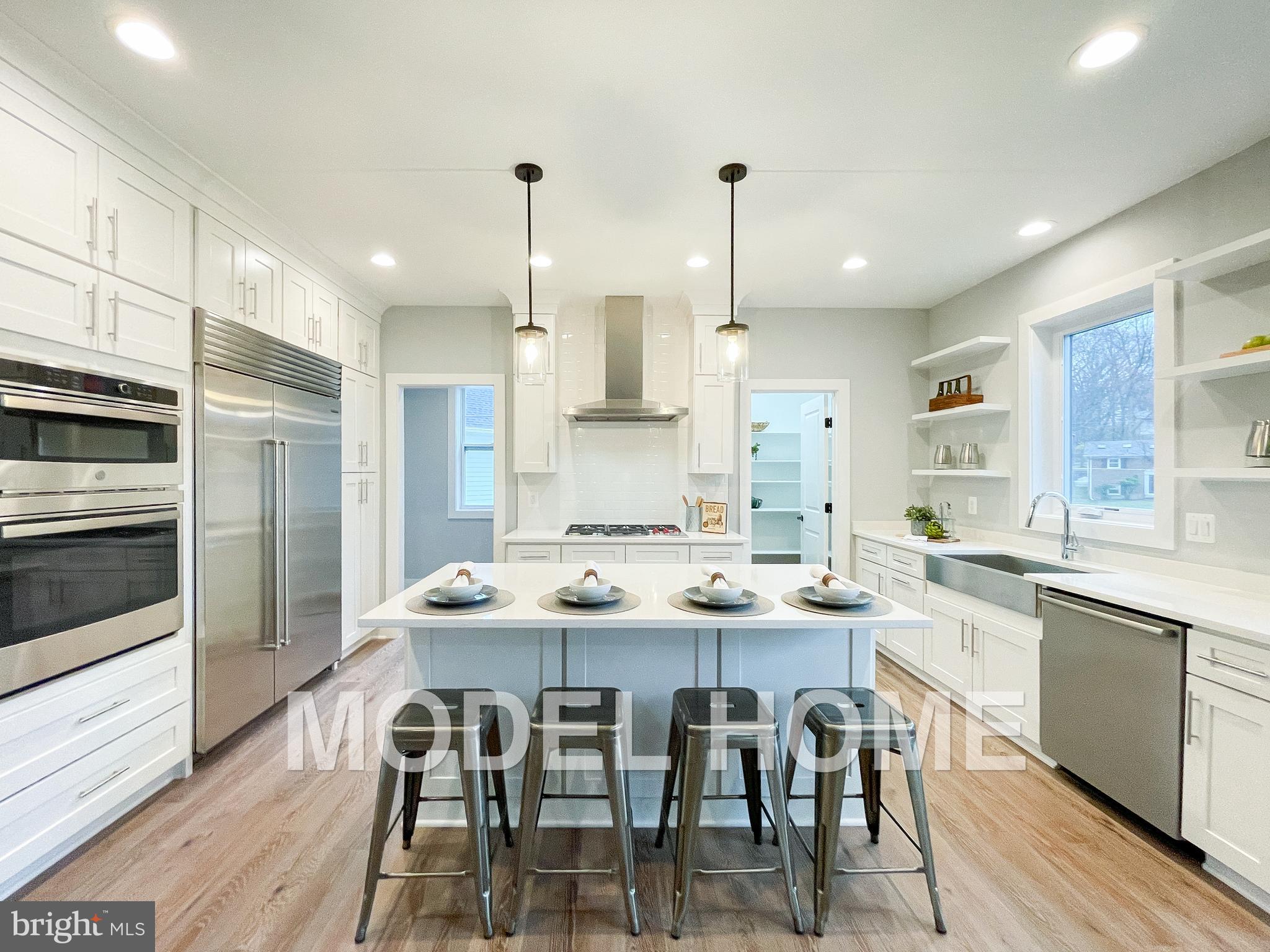 VIENNA WOODS - Residential