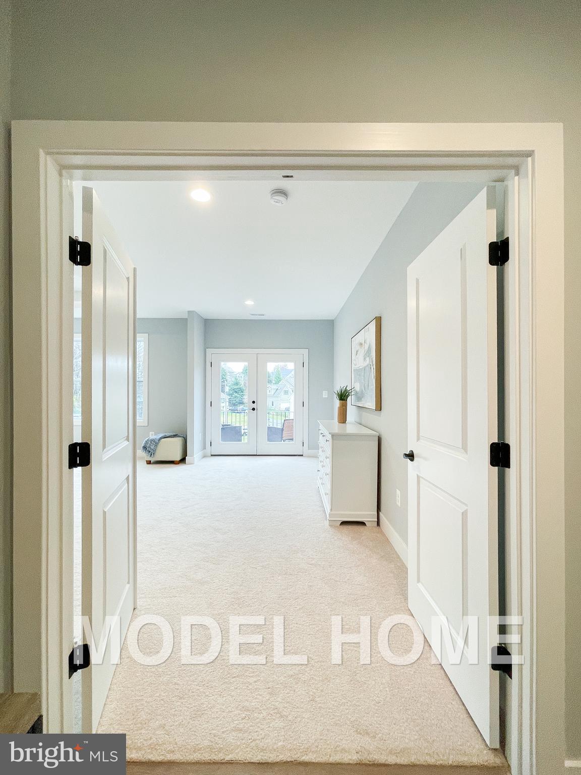 VIENNA WOODS - Residential