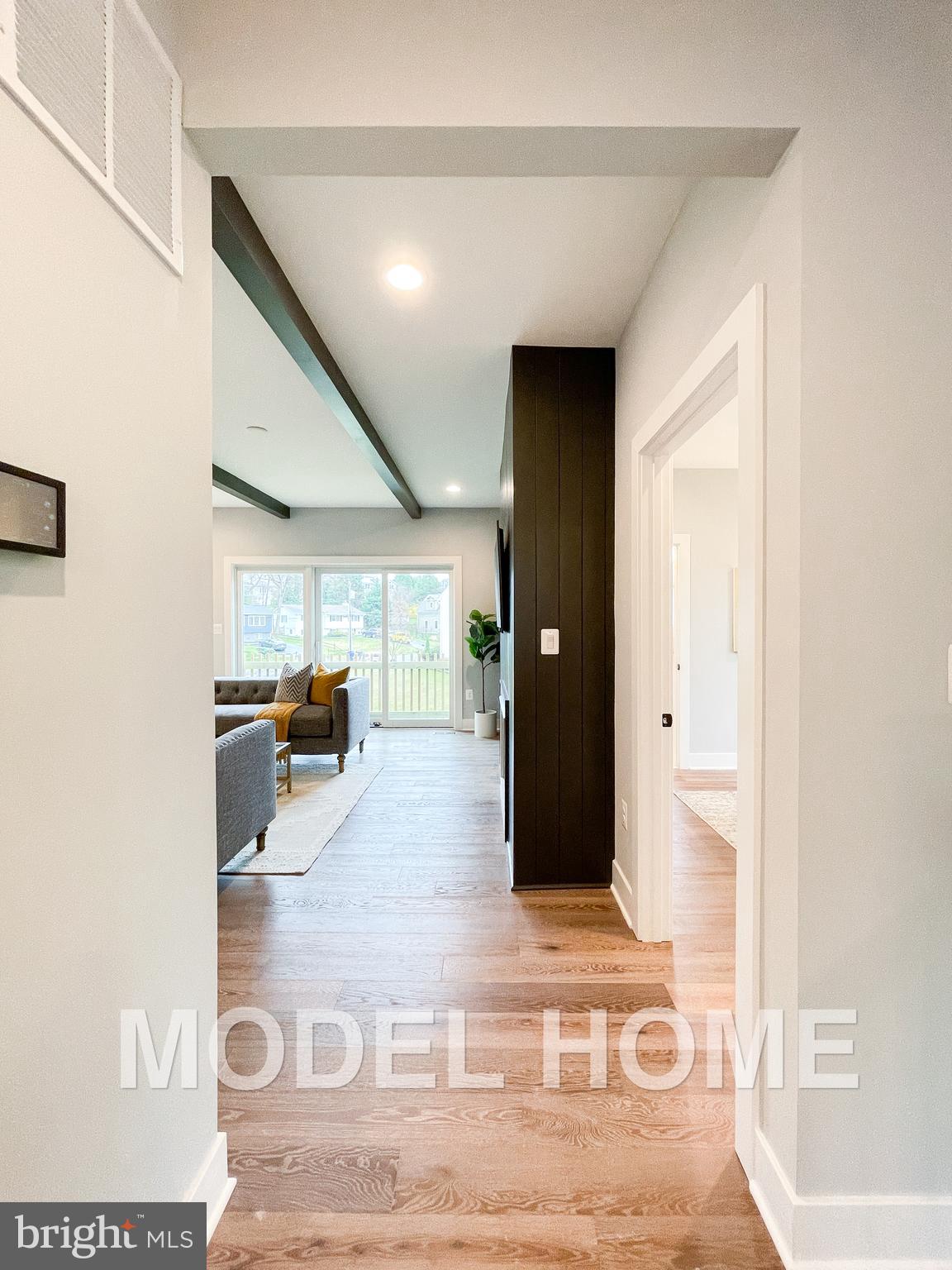 VIENNA WOODS - Residential