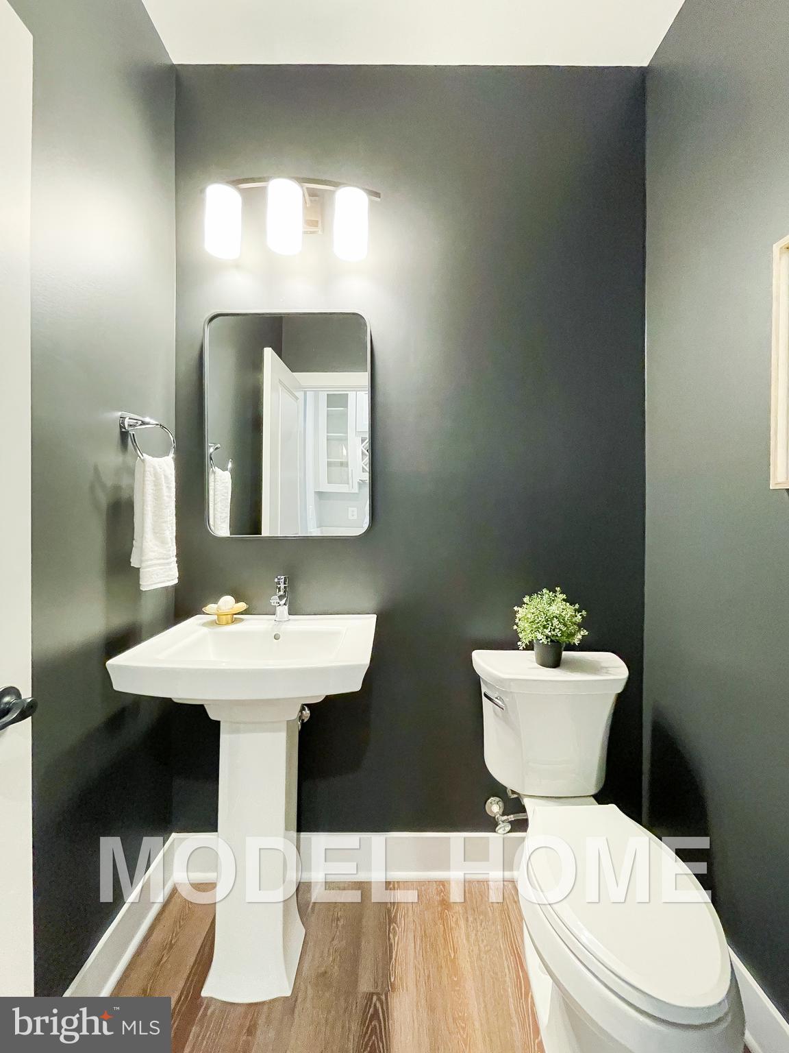 VIENNA WOODS - Residential