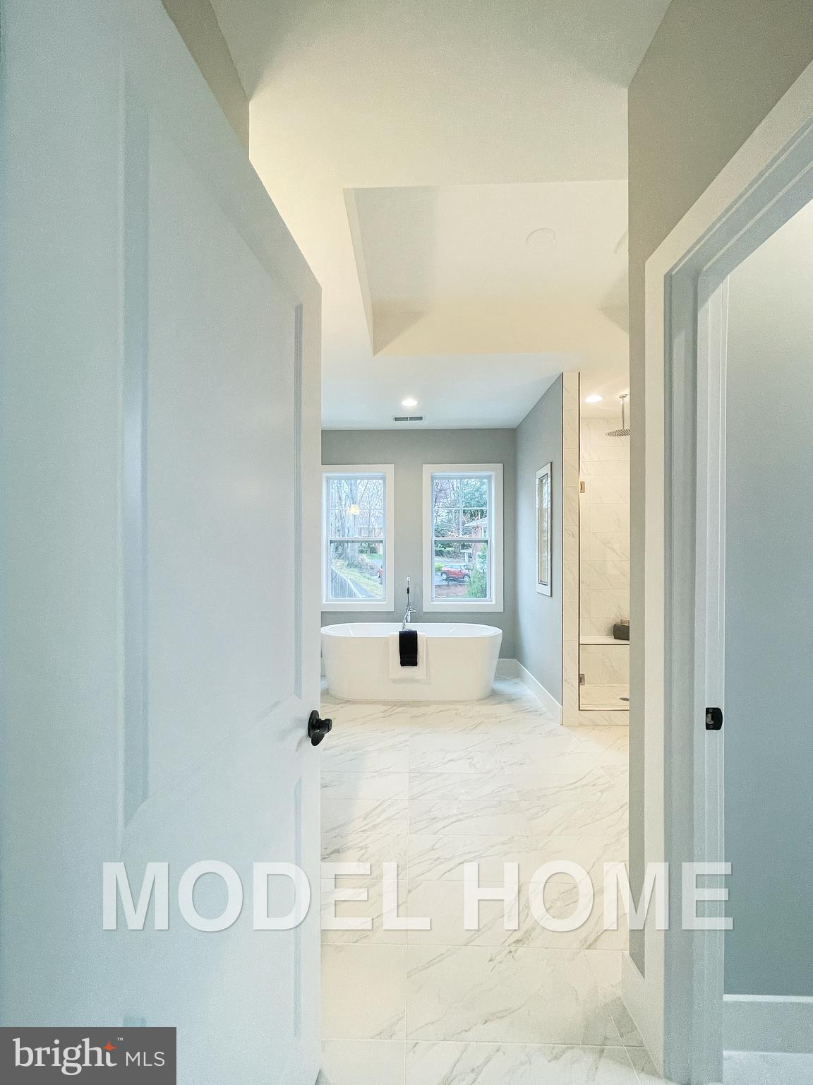 VIENNA WOODS - Residential