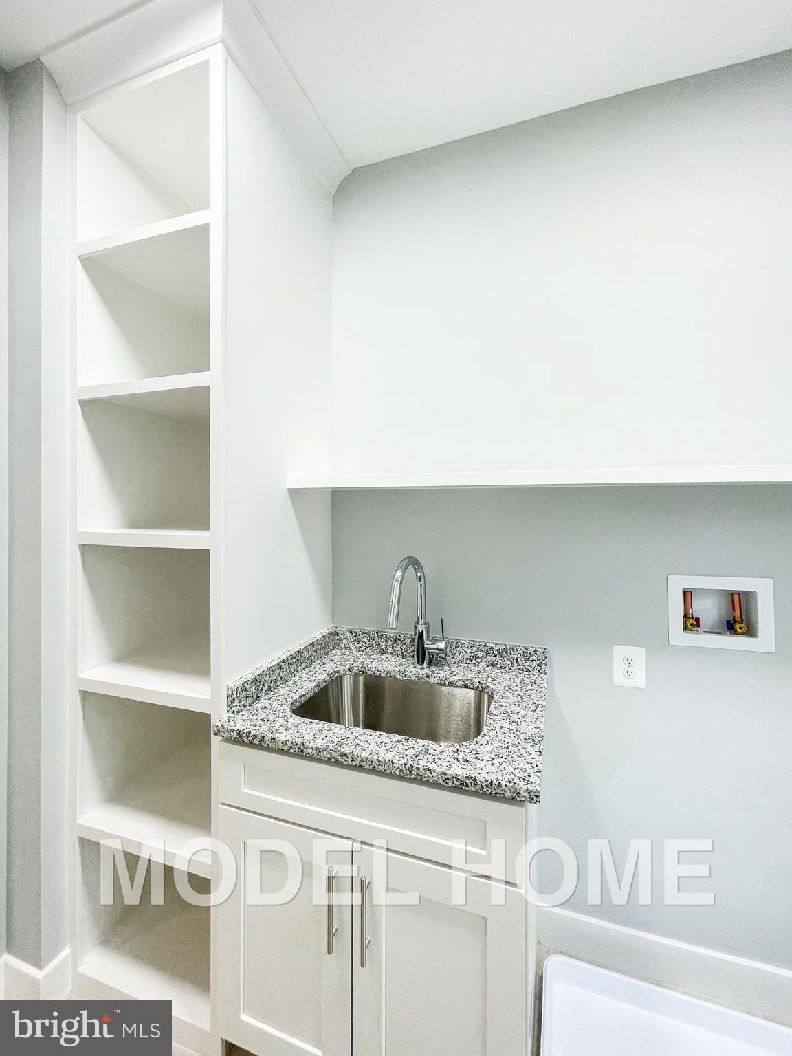 VIENNA WOODS - Residential
