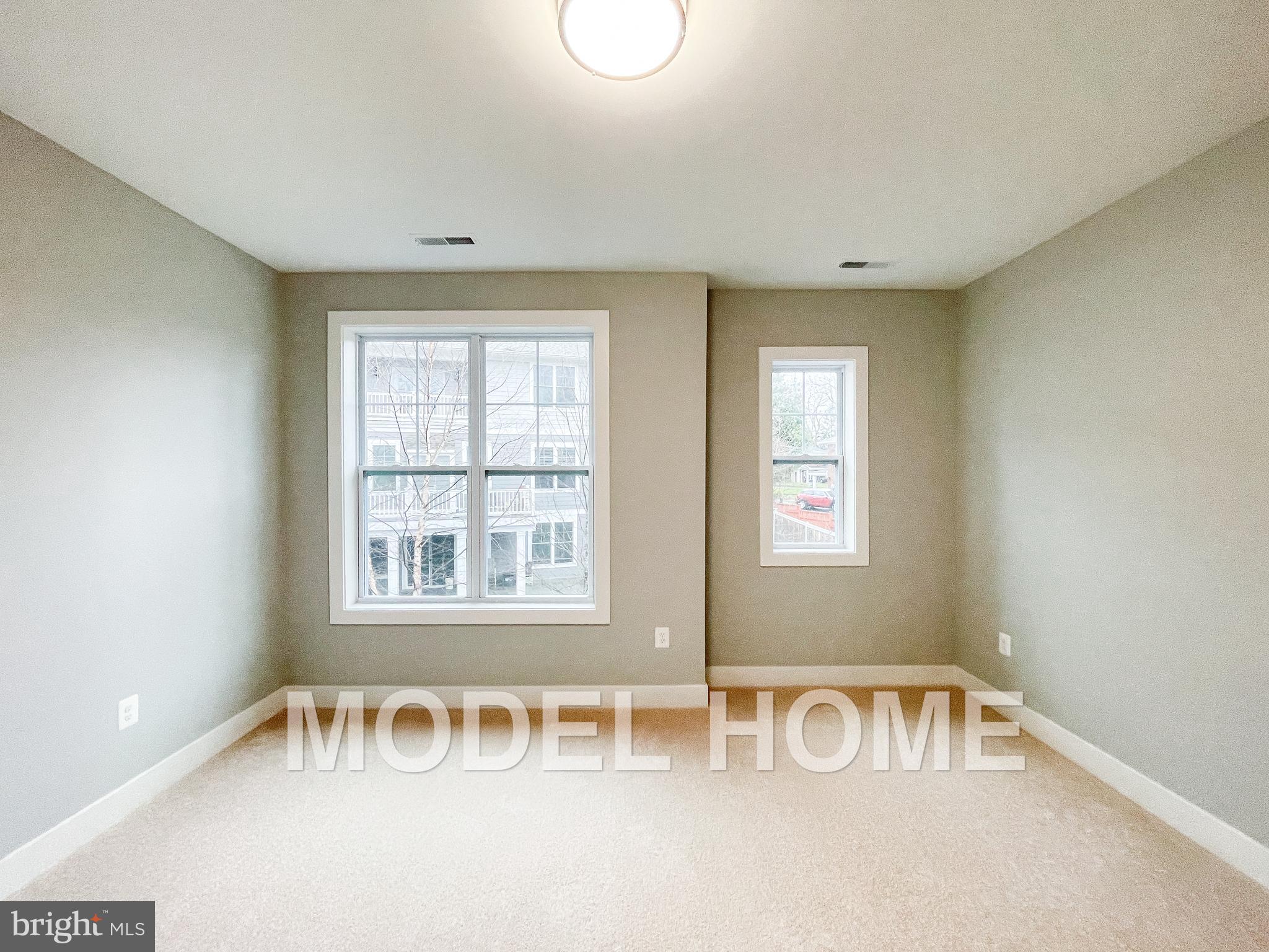 VIENNA WOODS - Residential