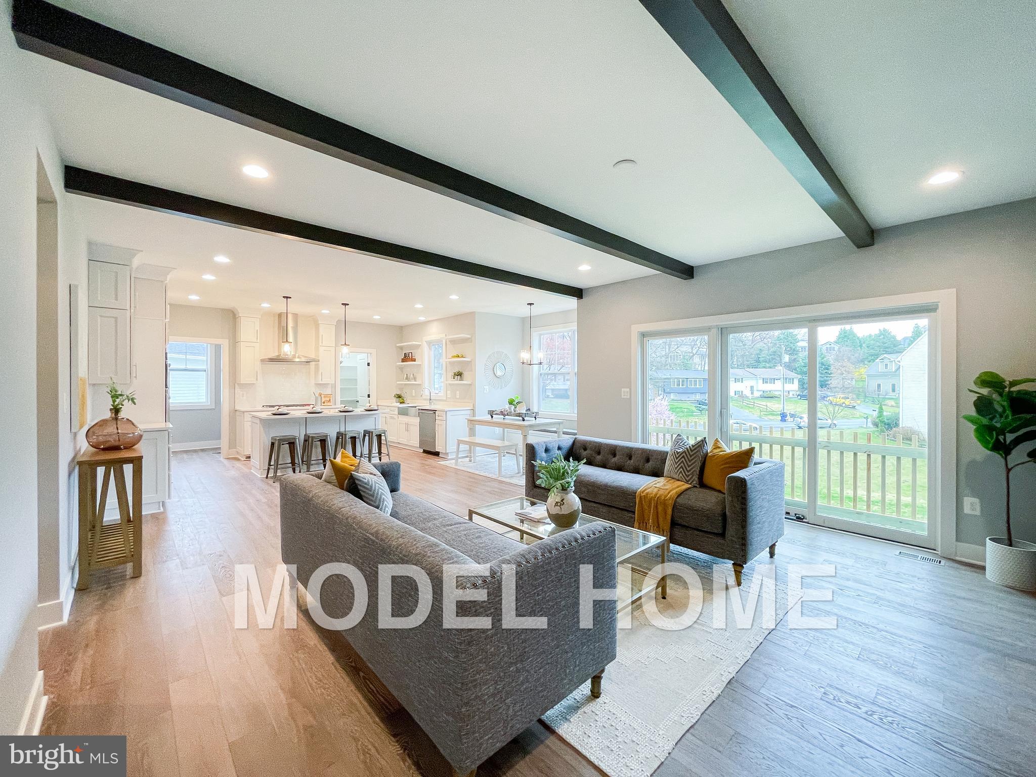 VIENNA WOODS - Residential