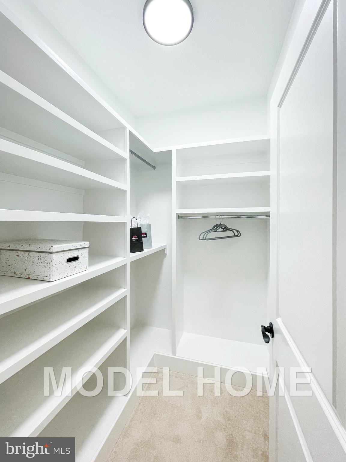 VIENNA WOODS - Residential