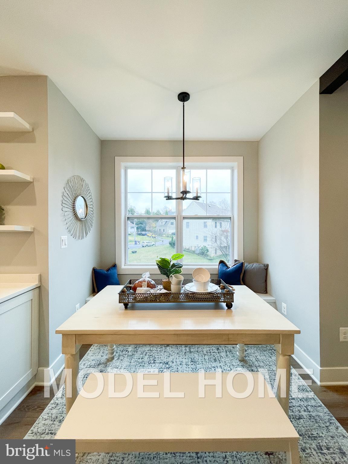 VIENNA WOODS - Residential