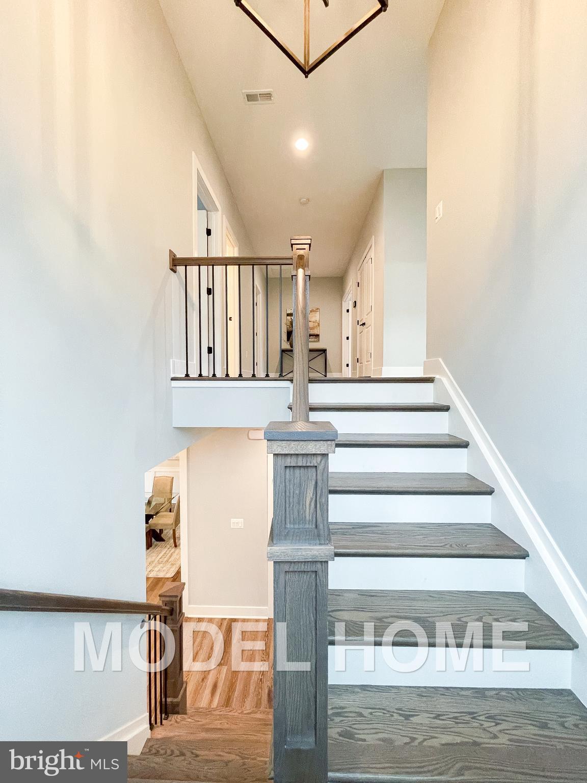 VIENNA WOODS - Residential