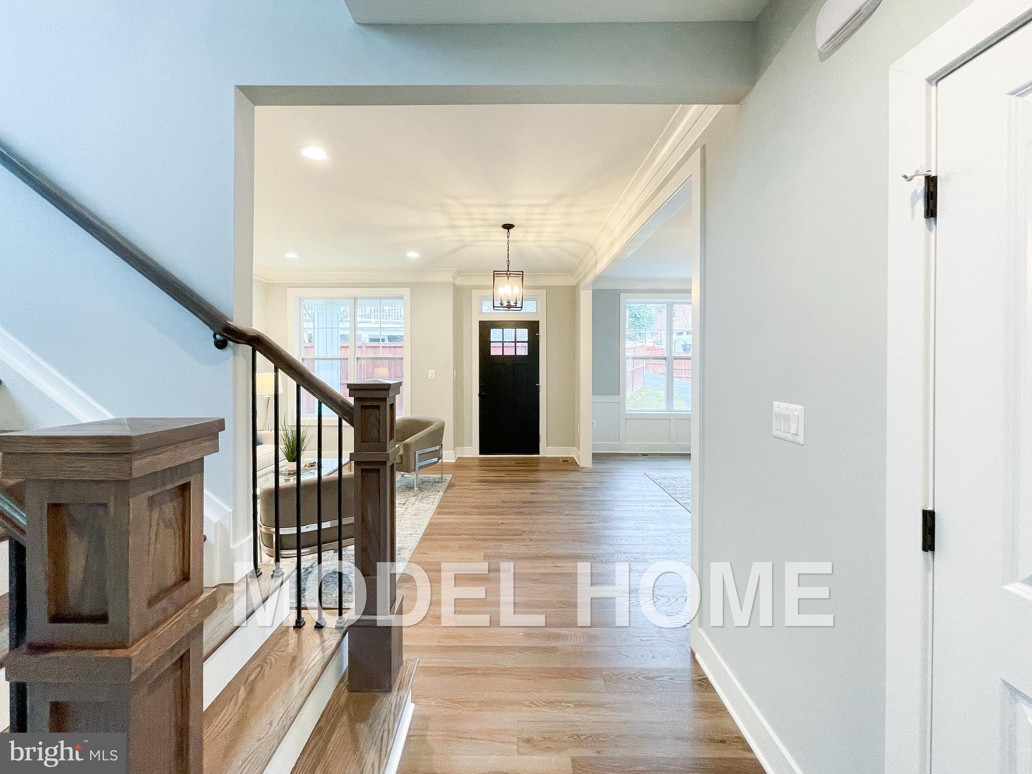 VIENNA WOODS - Residential