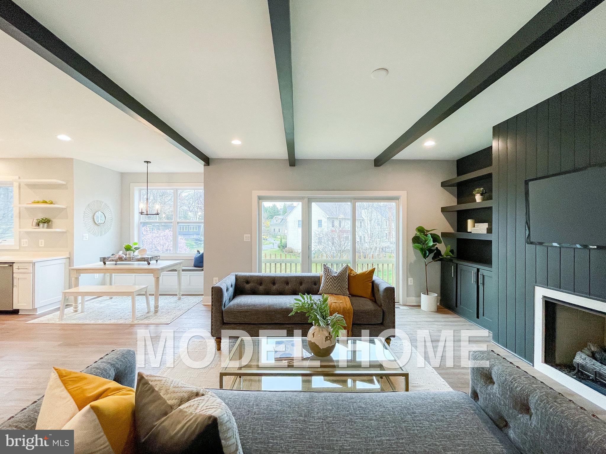 VIENNA WOODS - Residential