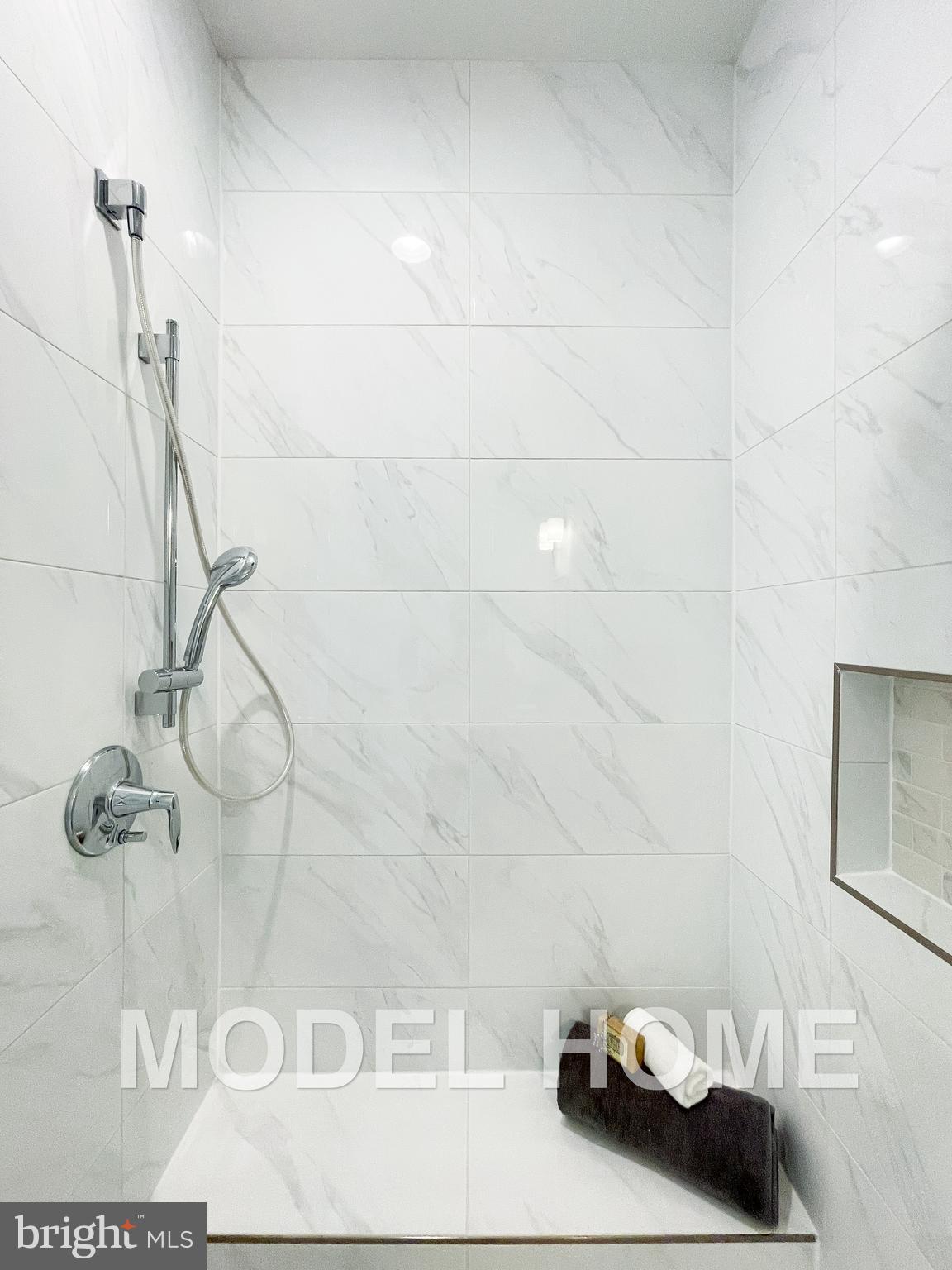 VIENNA WOODS - Residential