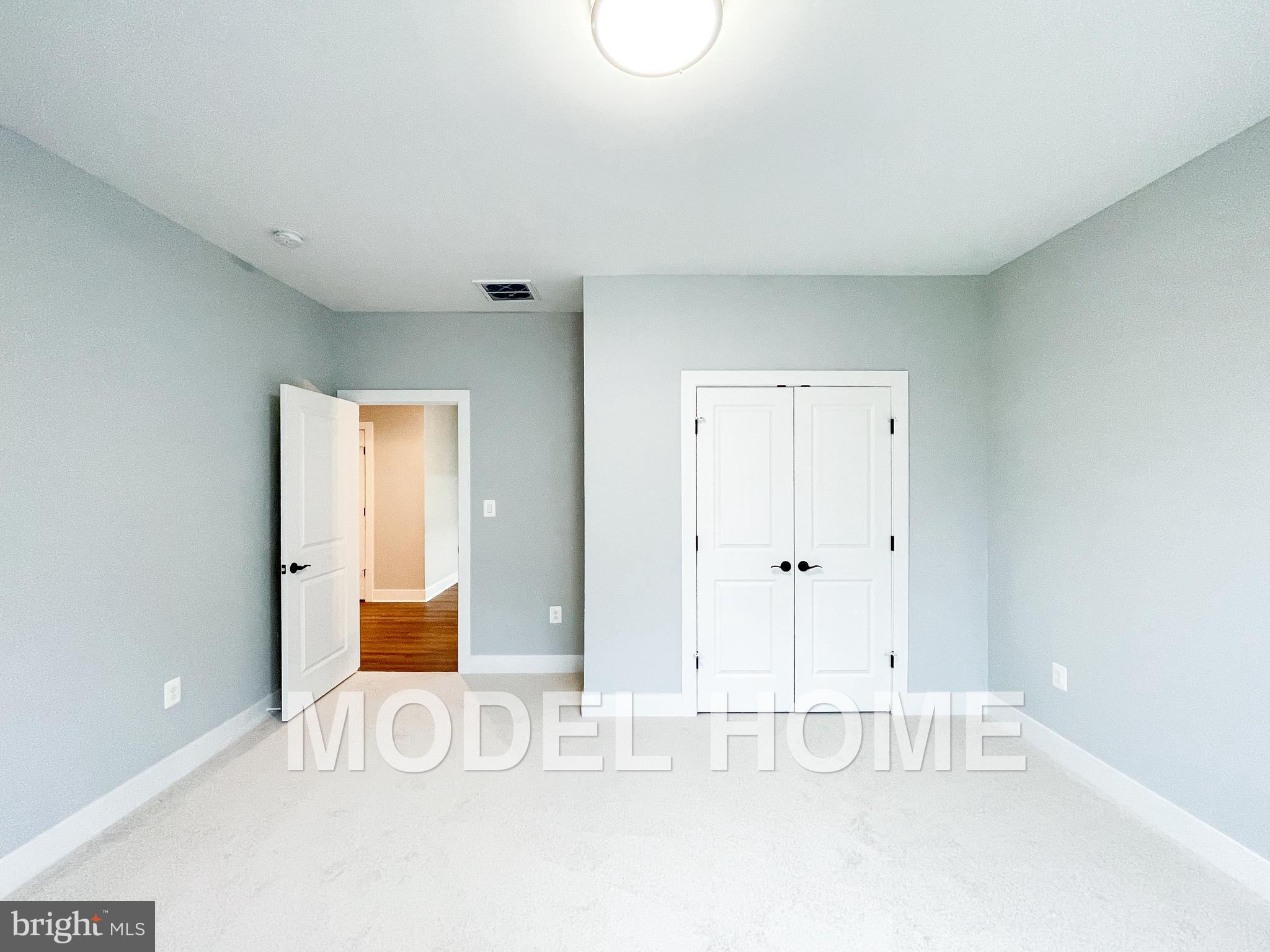 VIENNA WOODS - Residential