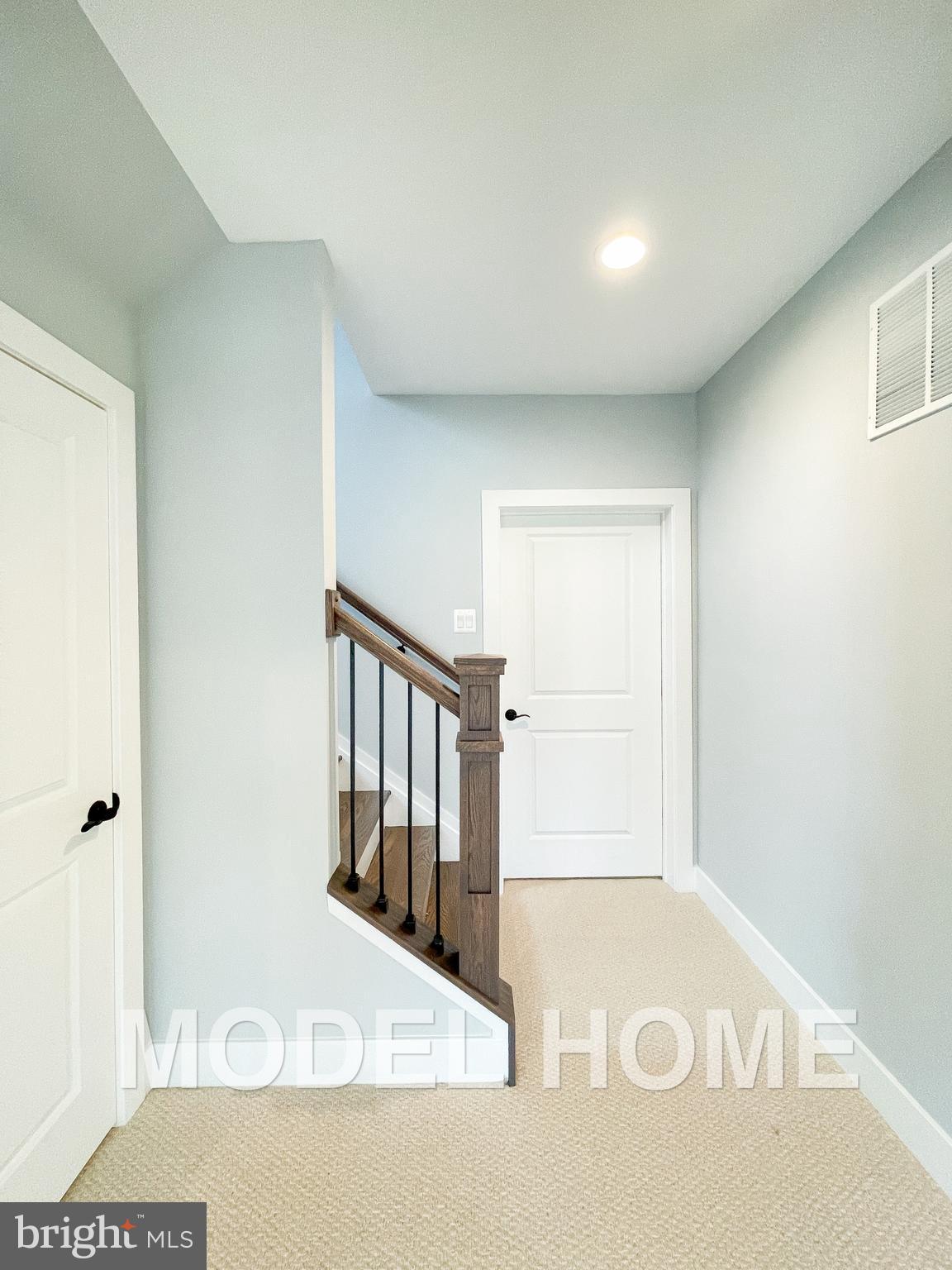 VIENNA WOODS - Residential