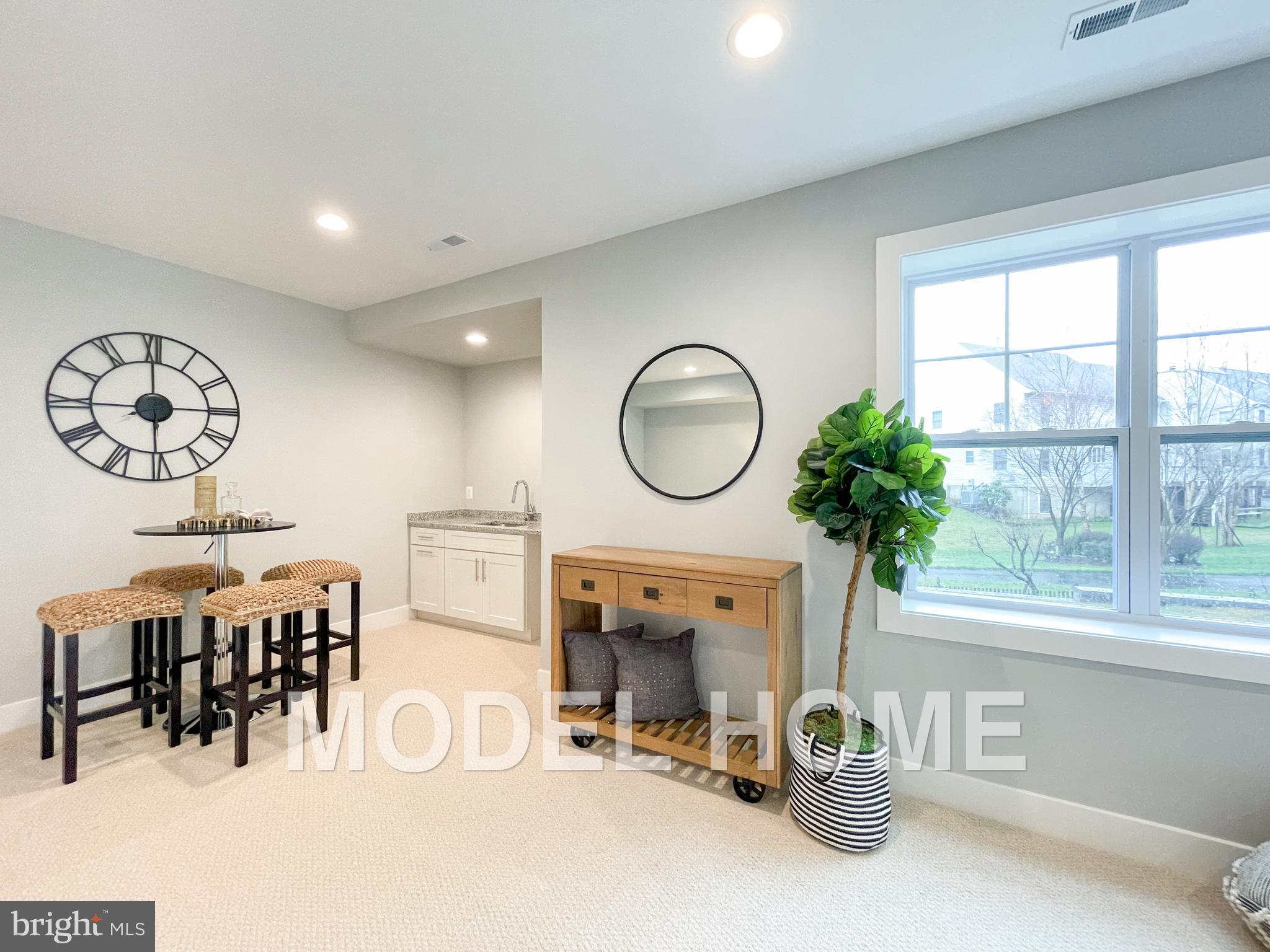 VIENNA WOODS - Residential