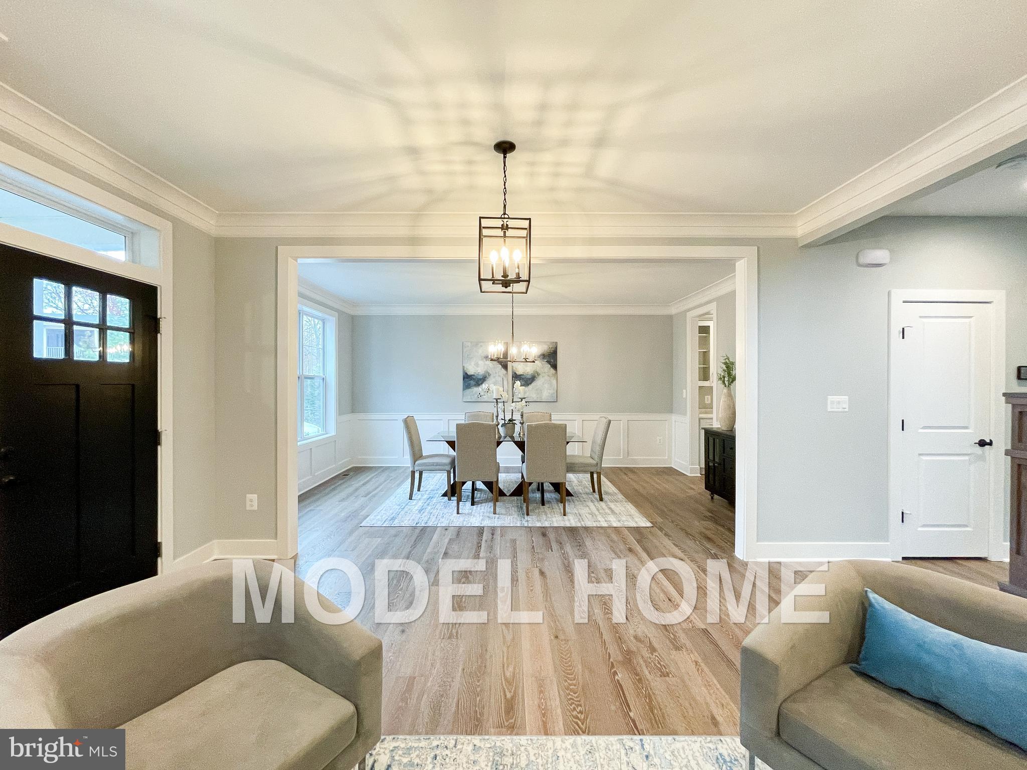 VIENNA WOODS - Residential