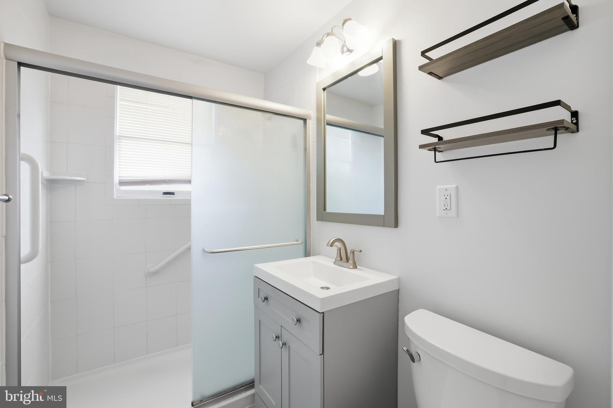HYATTSVILLE - Residential