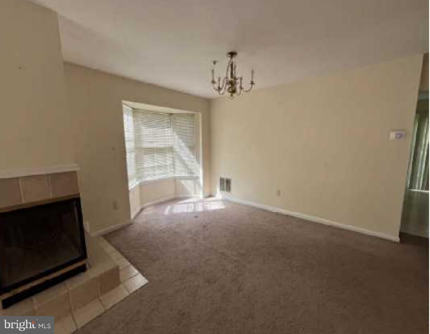 9305 FRENSHAM COURT 9305