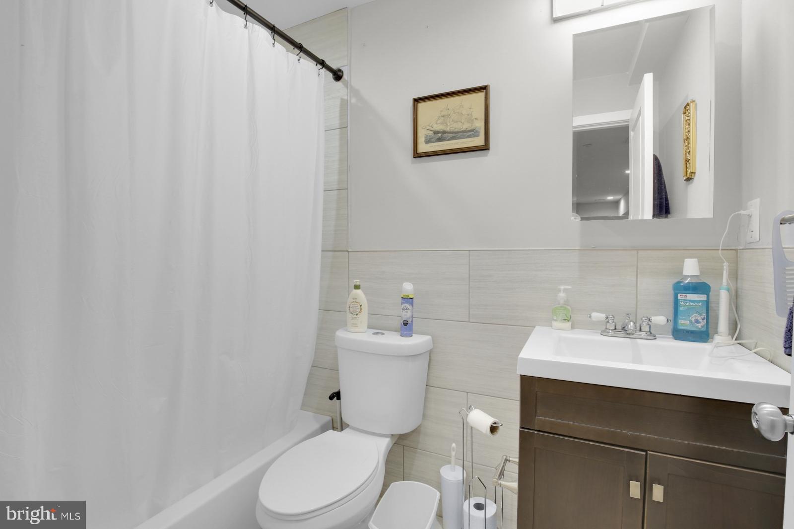 SPRUCE HILL - Residential Lease