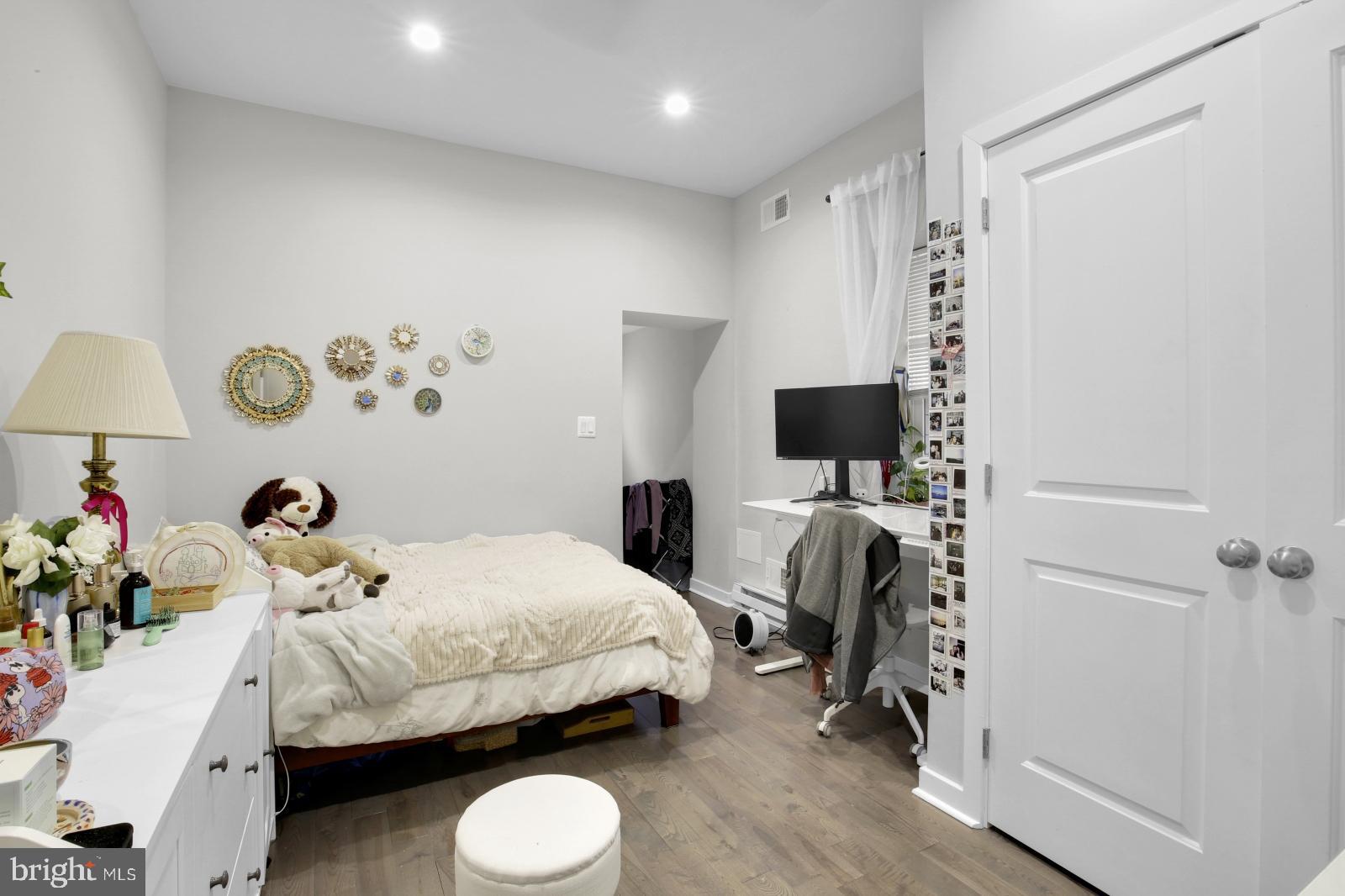 SPRUCE HILL - Residential Lease