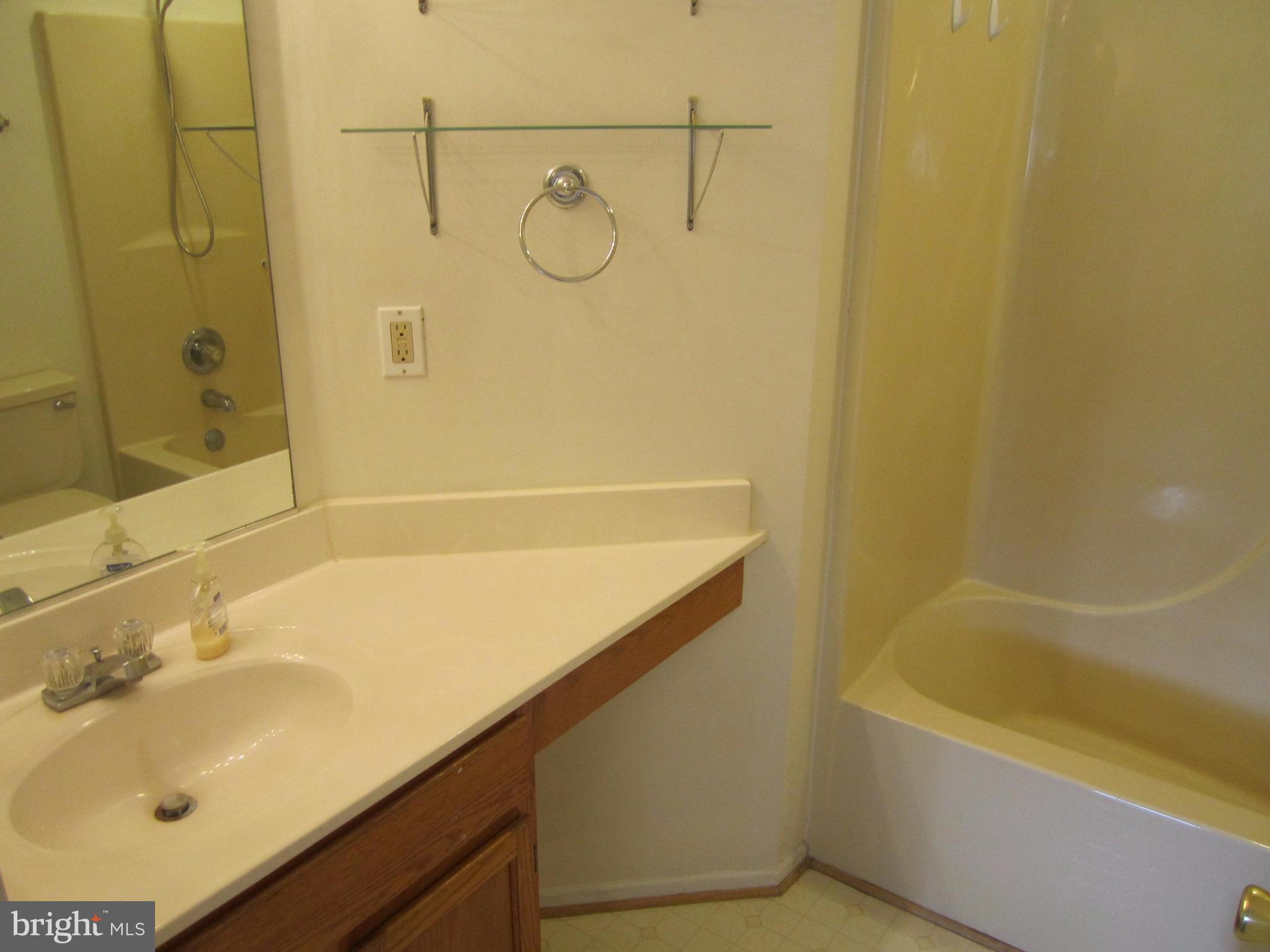 RED FOX FARMS - Residential Lease