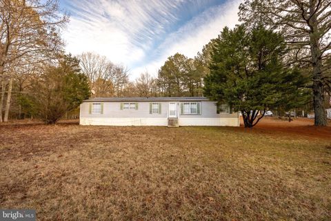 Mobile Home For Sale - 22147 Royal Oak Road<br/> QUANTICO, MD 21856
