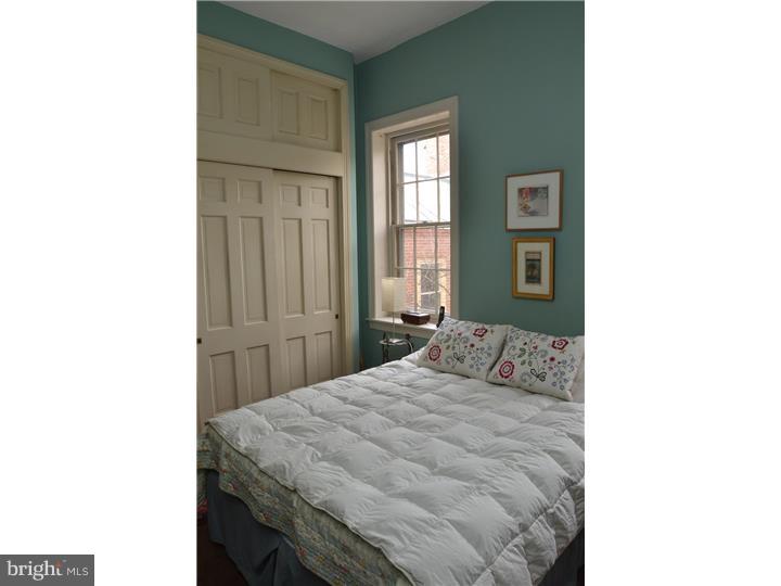 SOCIETY HILL - Residential