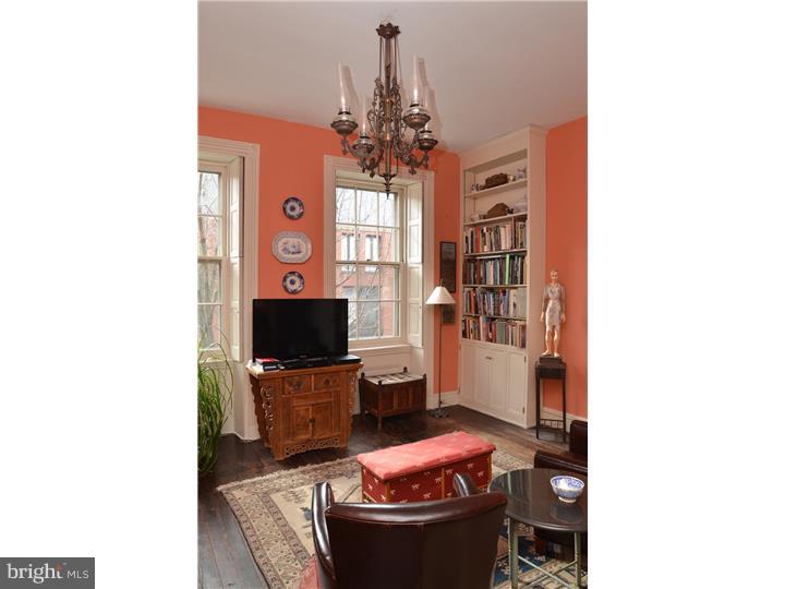 SOCIETY HILL - Residential