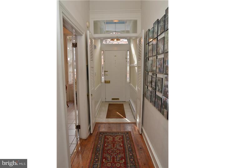 SOCIETY HILL - Residential