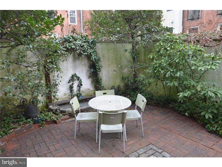 SOCIETY HILL - Residential