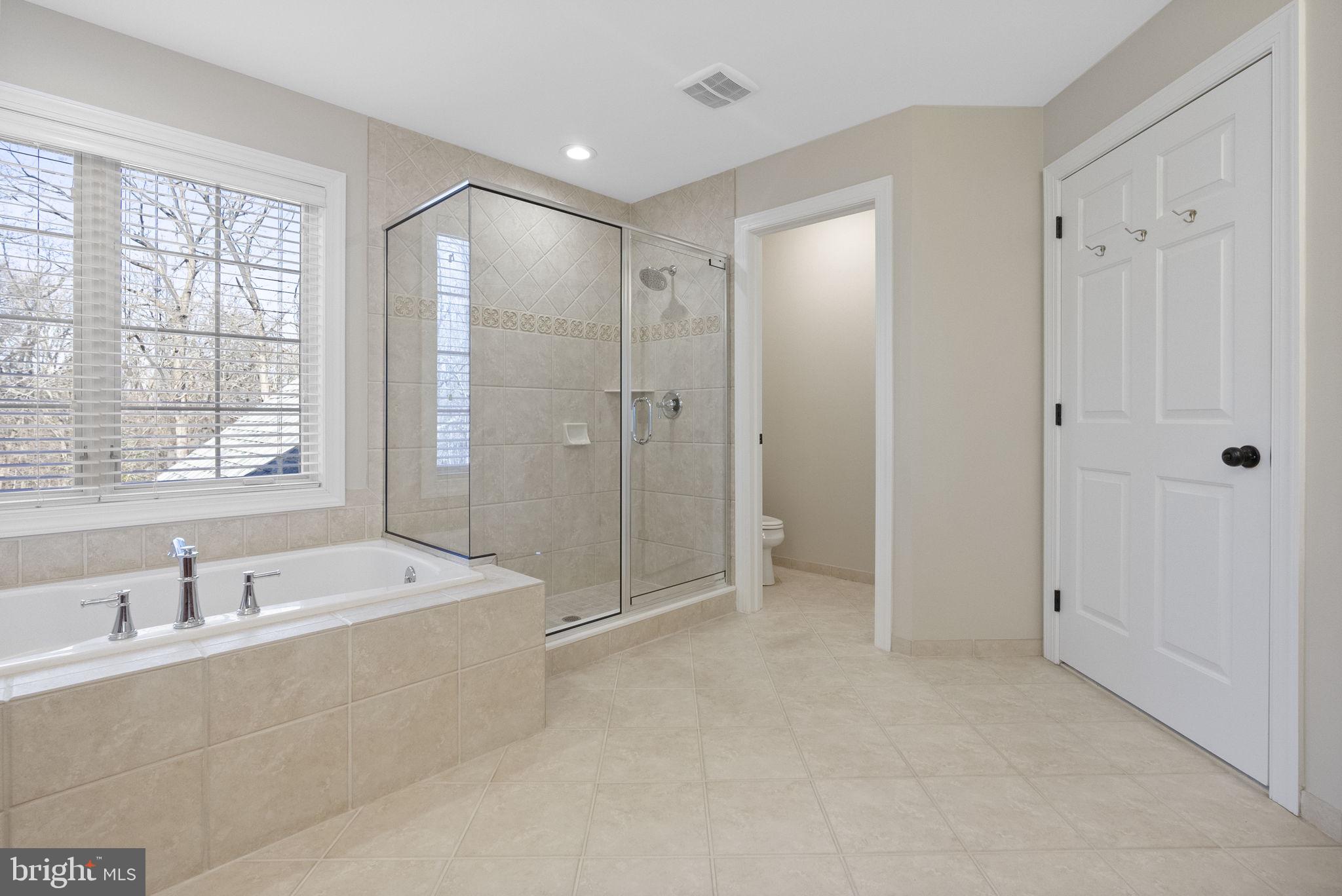 MERRYMET FARMS - Residential