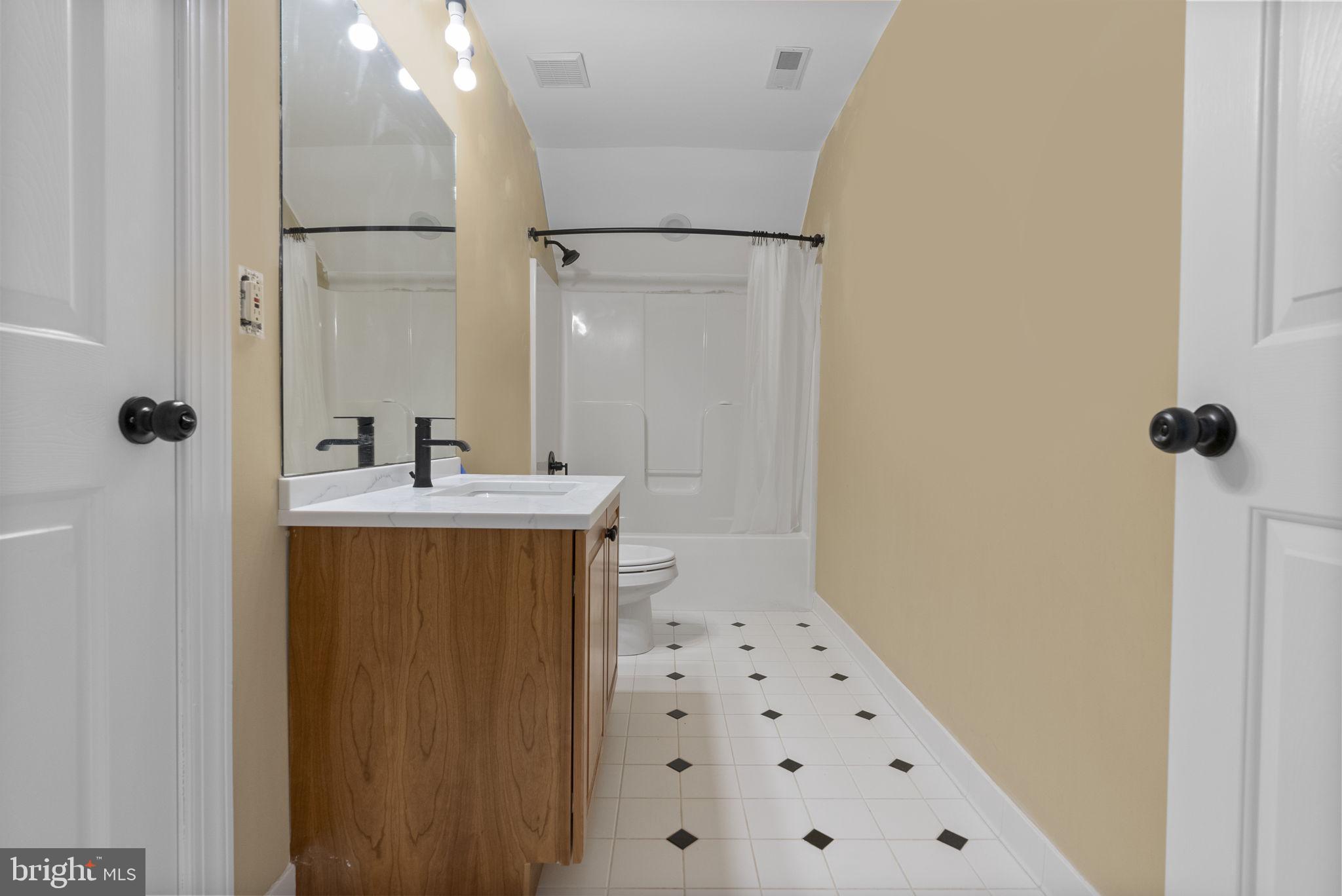 MERRYMET FARMS - Residential