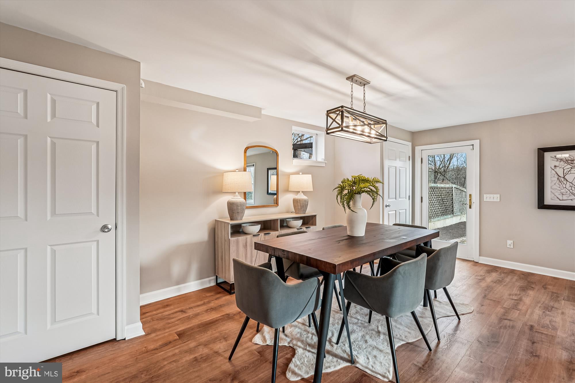 WELLINGTON - Residential