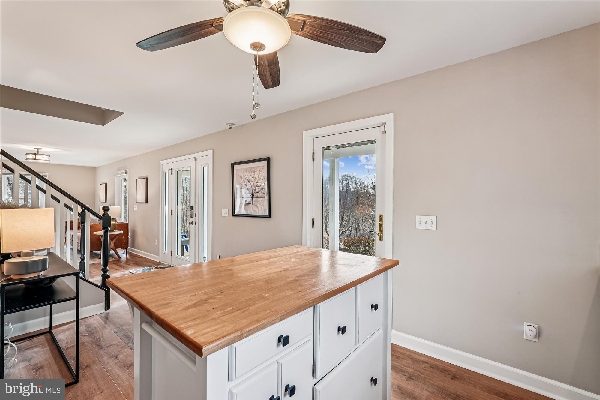 WELLINGTON - Residential