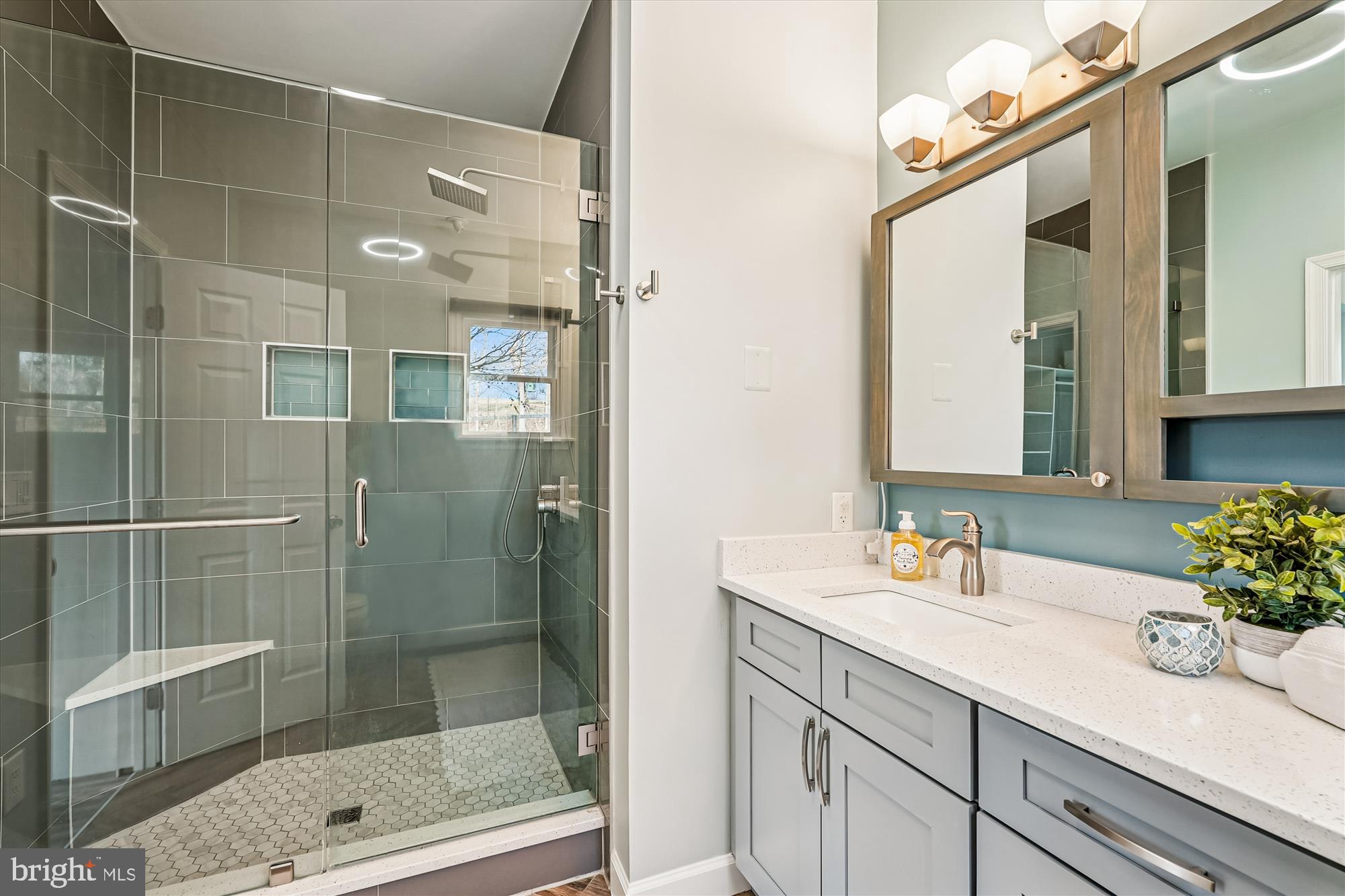 WELLINGTON - Residential