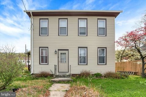 Photo of 90 E Main Street, ELIZABETHVILLE, PA 17023 (MLS # PADA2058938)