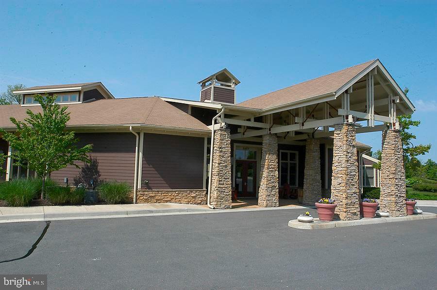 BROADLANDS SOUTH - Residential