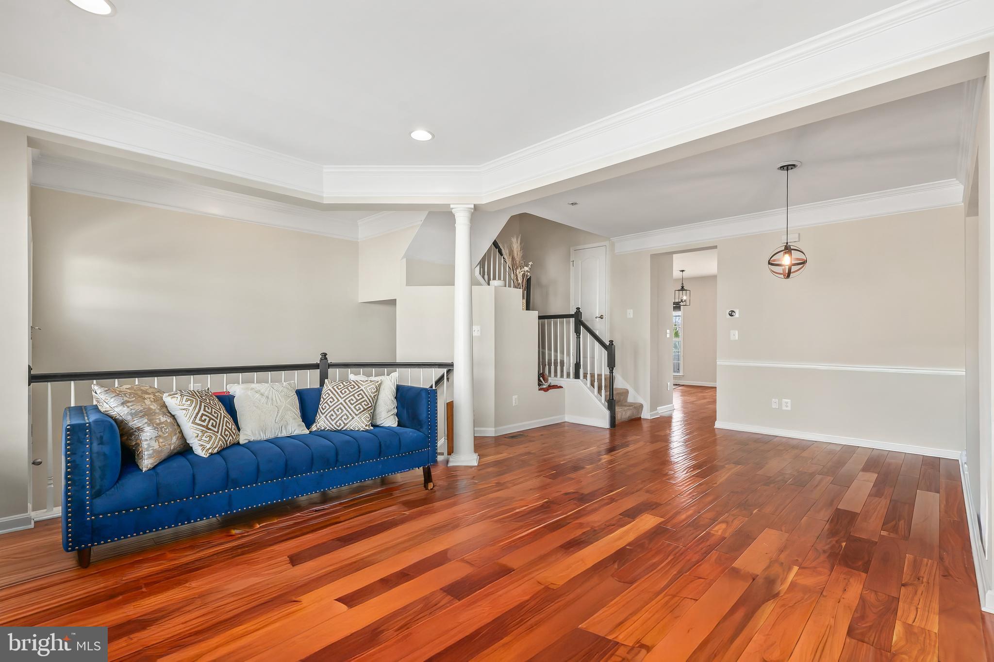 BROADLANDS SOUTH - Residential