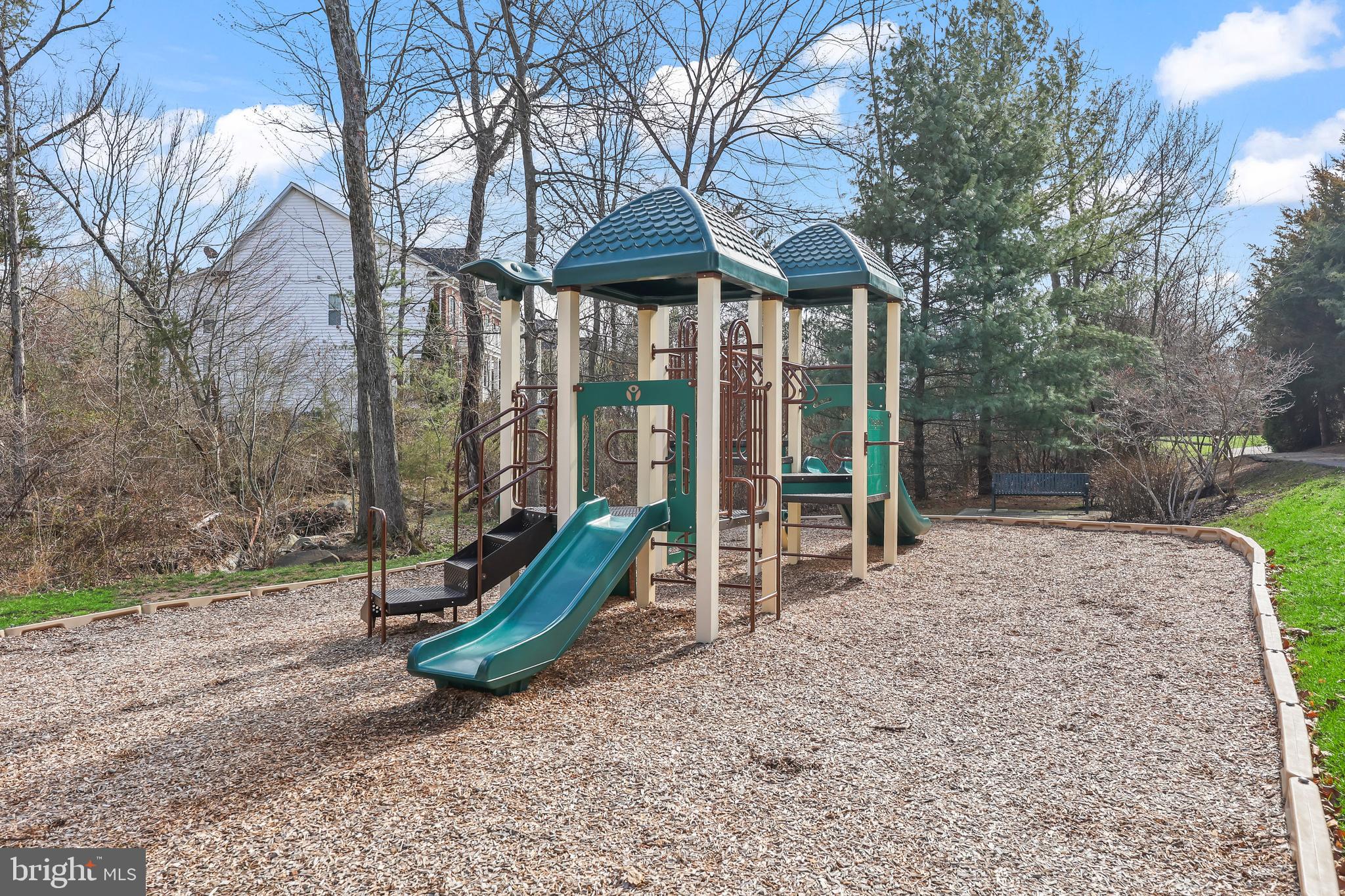 BROADLANDS SOUTH - Residential