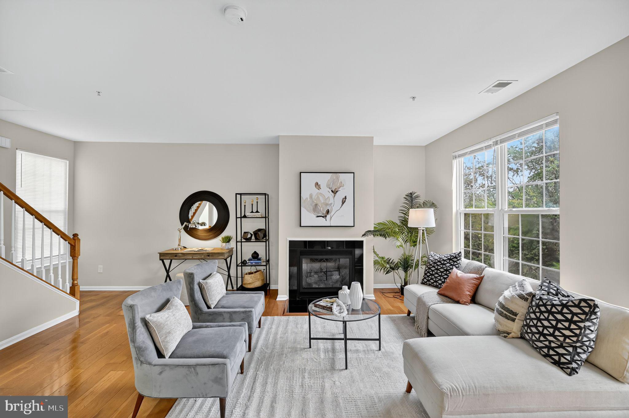 HAMPSHIRE HALL CONDO - Residential