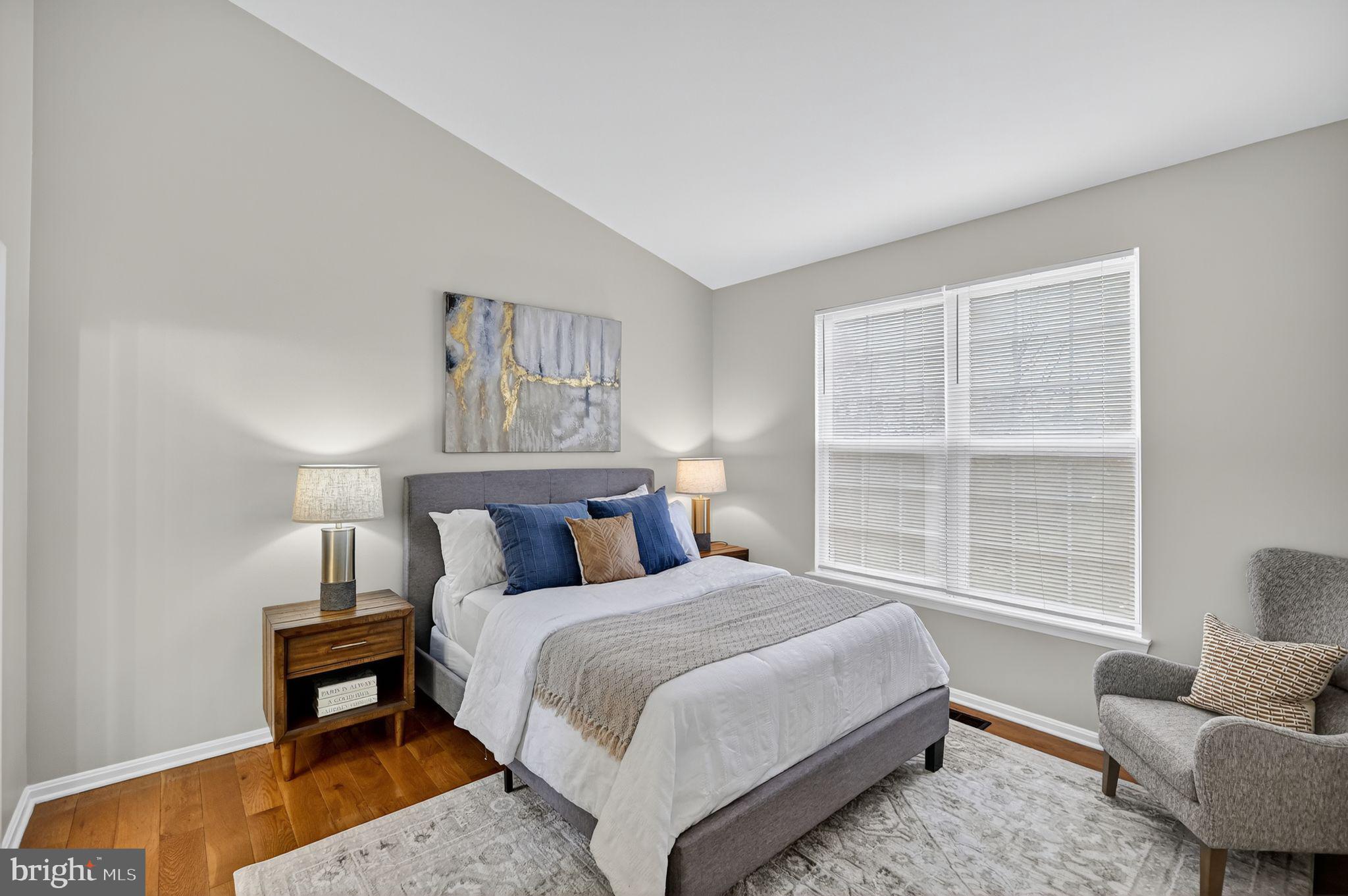 HAMPSHIRE HALL CONDO - Residential