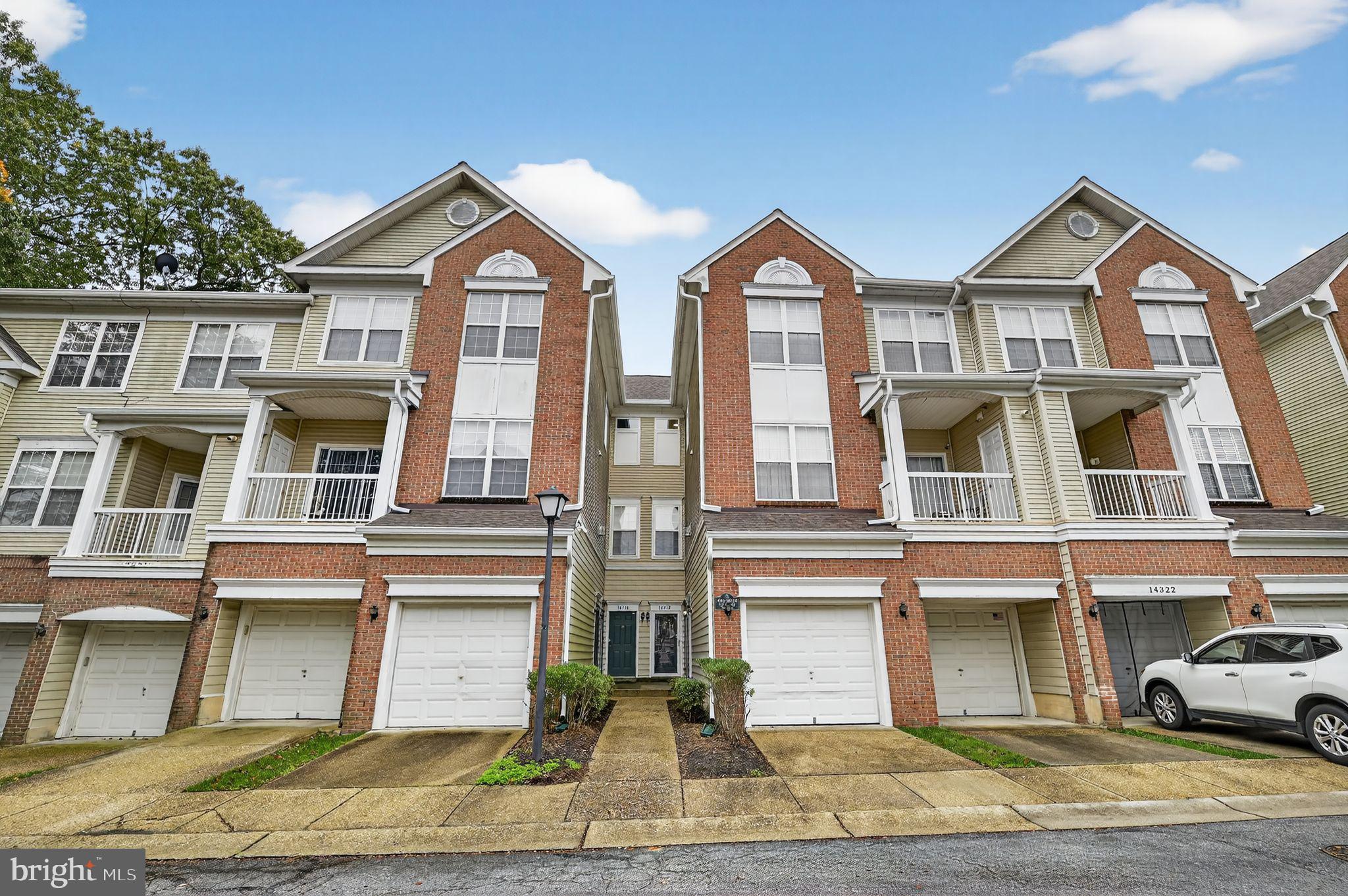 HAMPSHIRE HALL CONDO - Residential