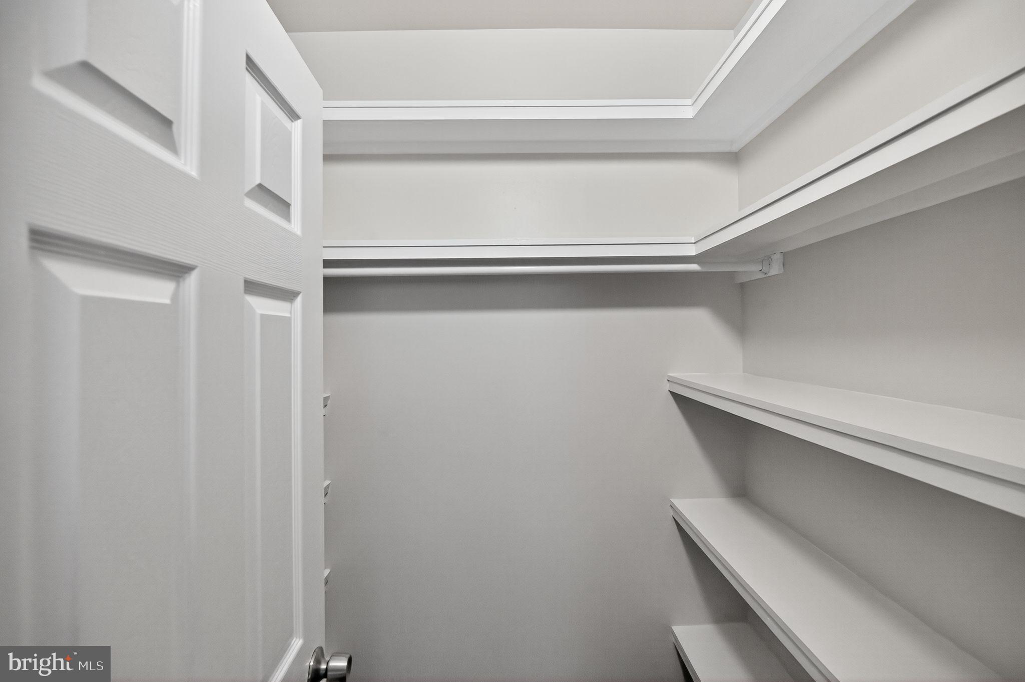 HAMPSHIRE HALL CONDO - Residential