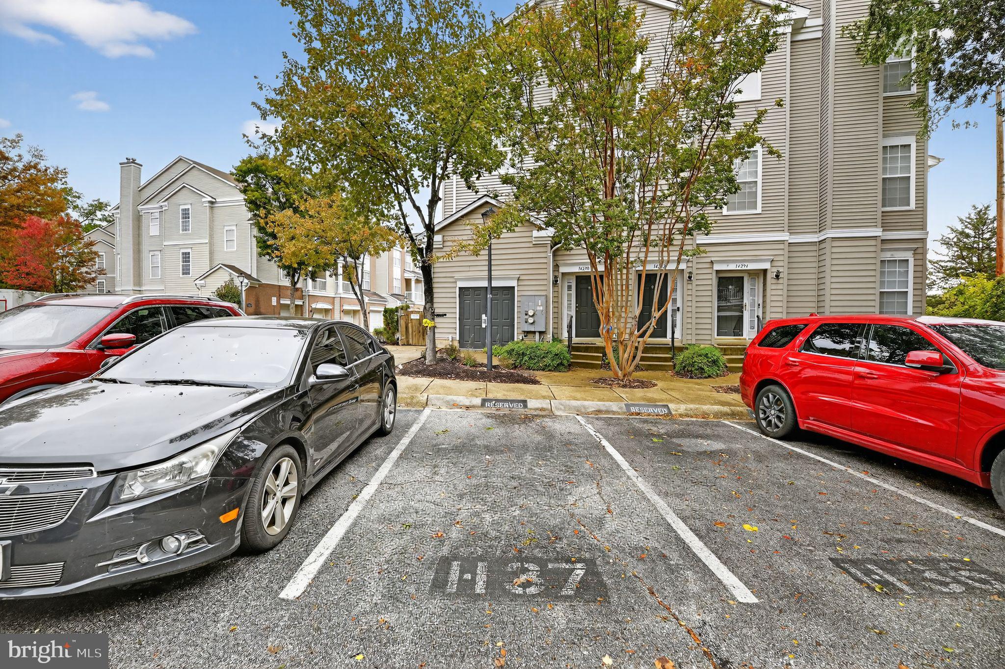 HAMPSHIRE HALL CONDO - Residential