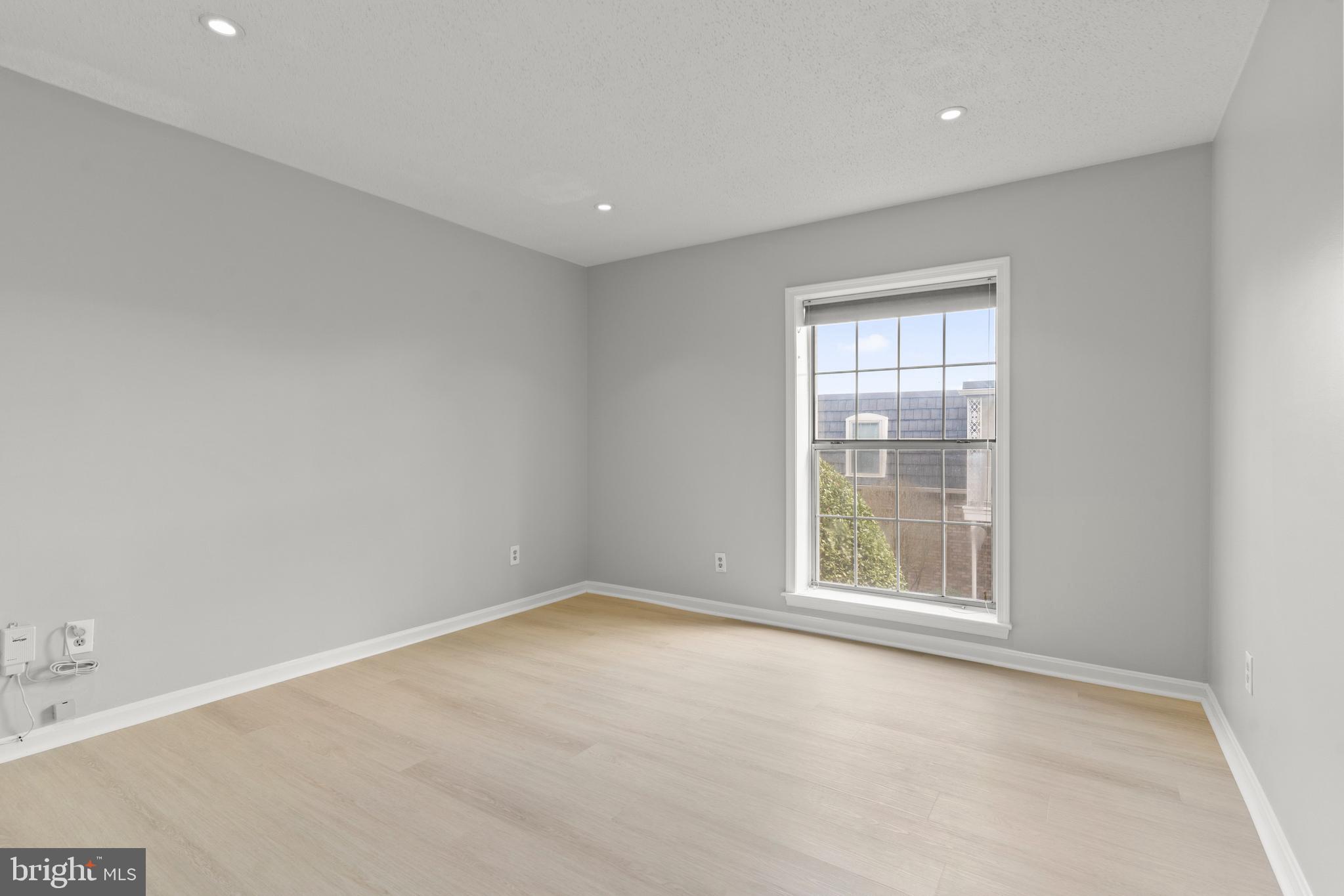 RAVENWOOD - Residential