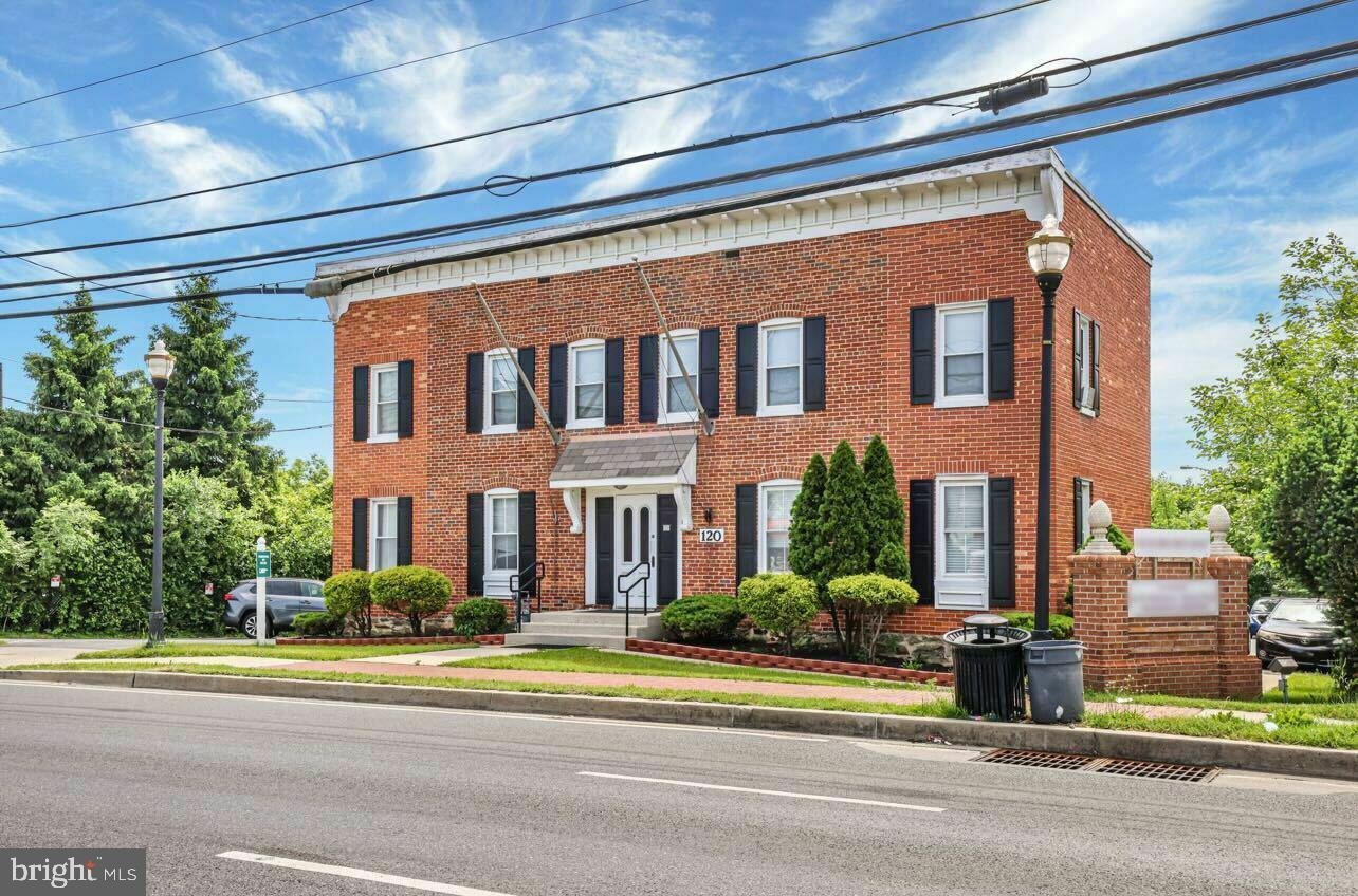 120 2ND STREET