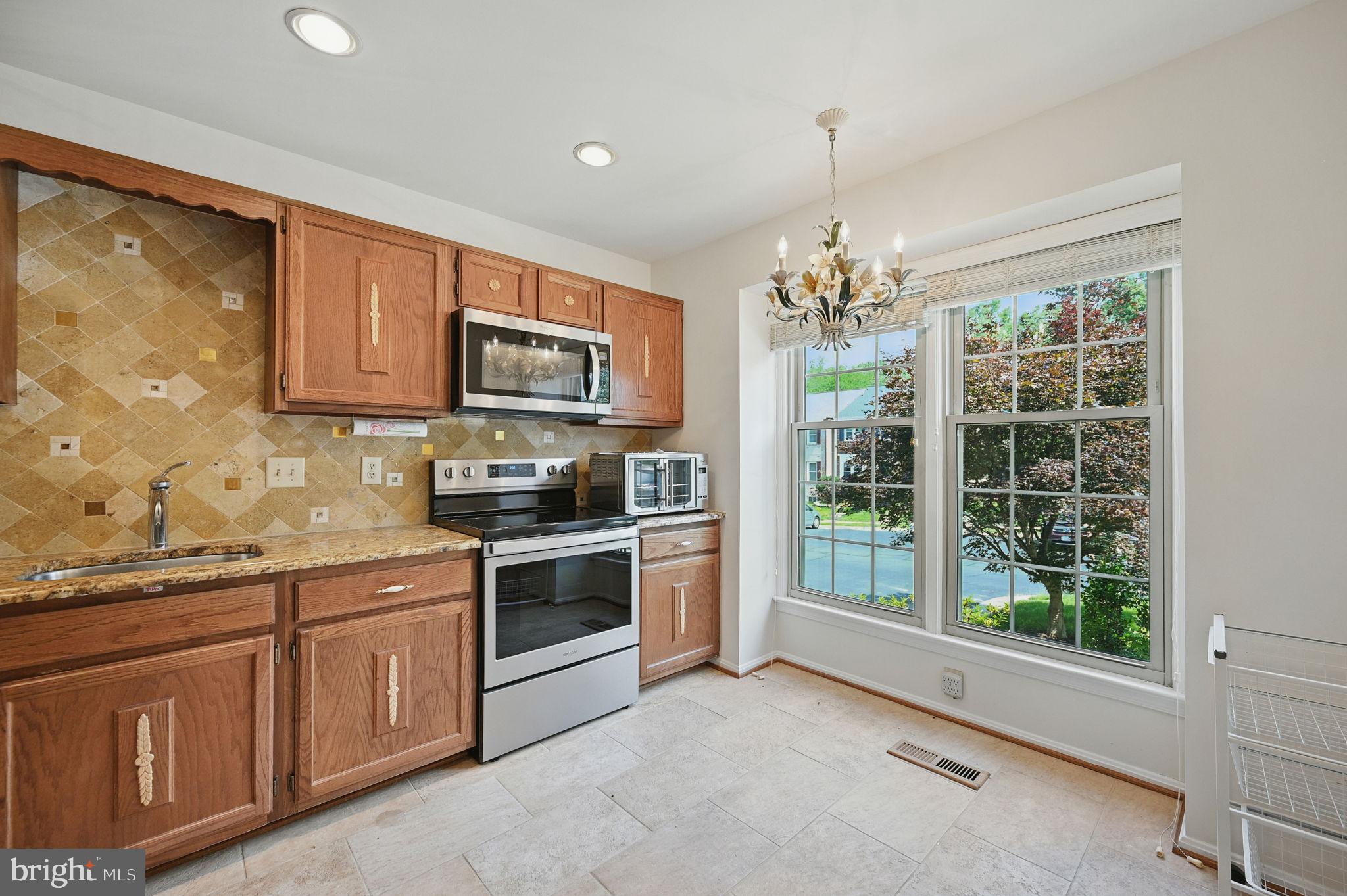 LAKE RIDGE - Residential