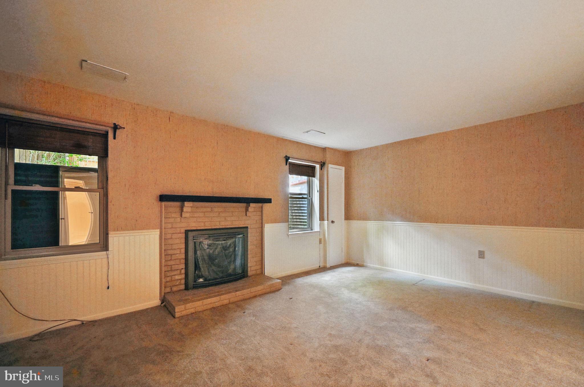 LAKE RIDGE - Residential