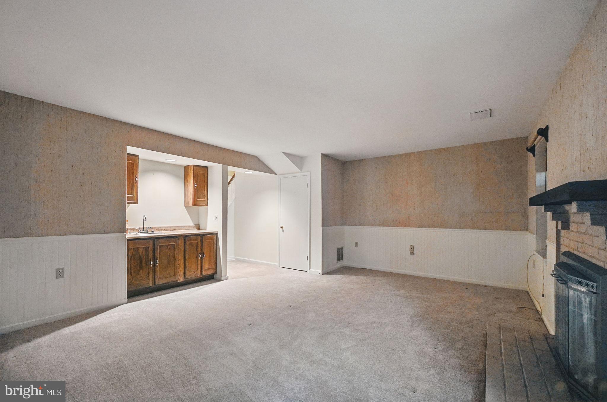 LAKE RIDGE - Residential