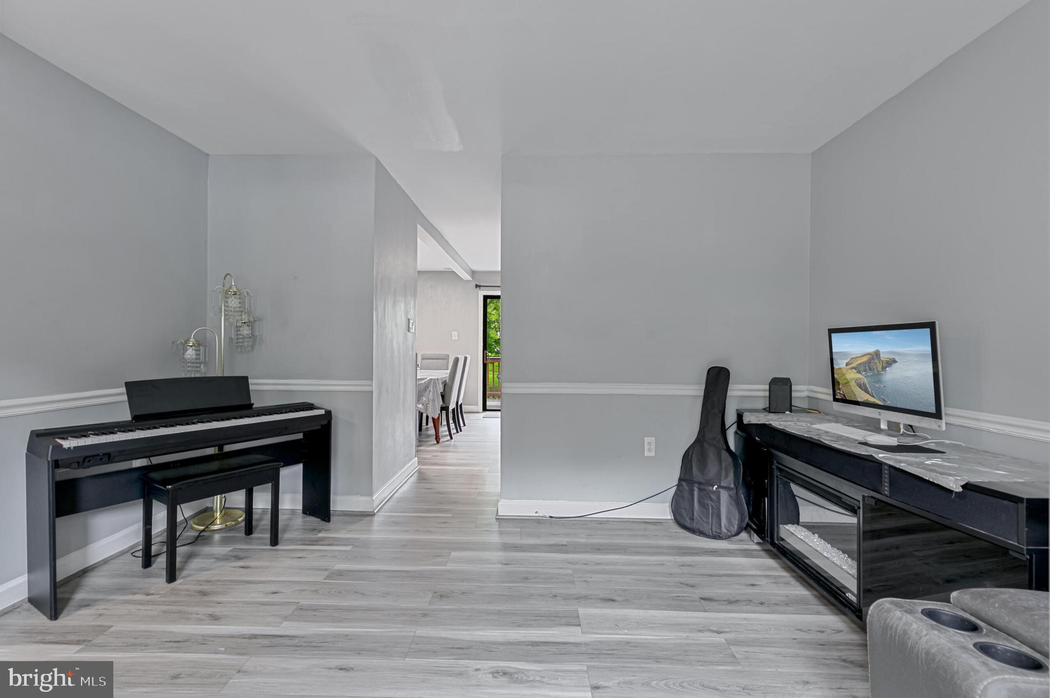 GREENFIELD FARM - Residential