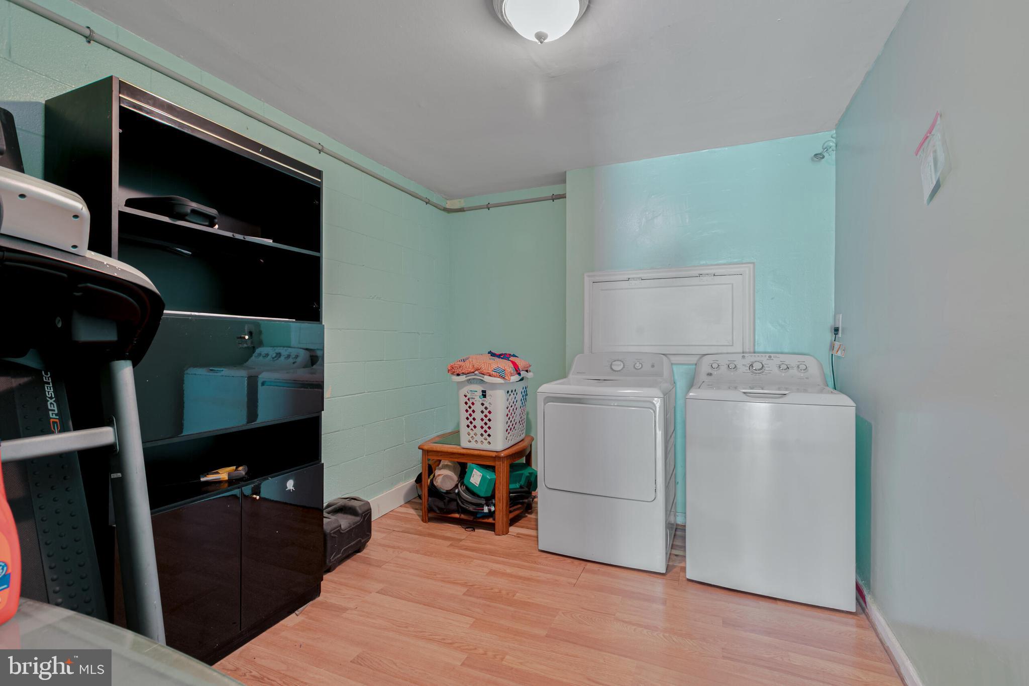 GREENFIELD FARM - Residential