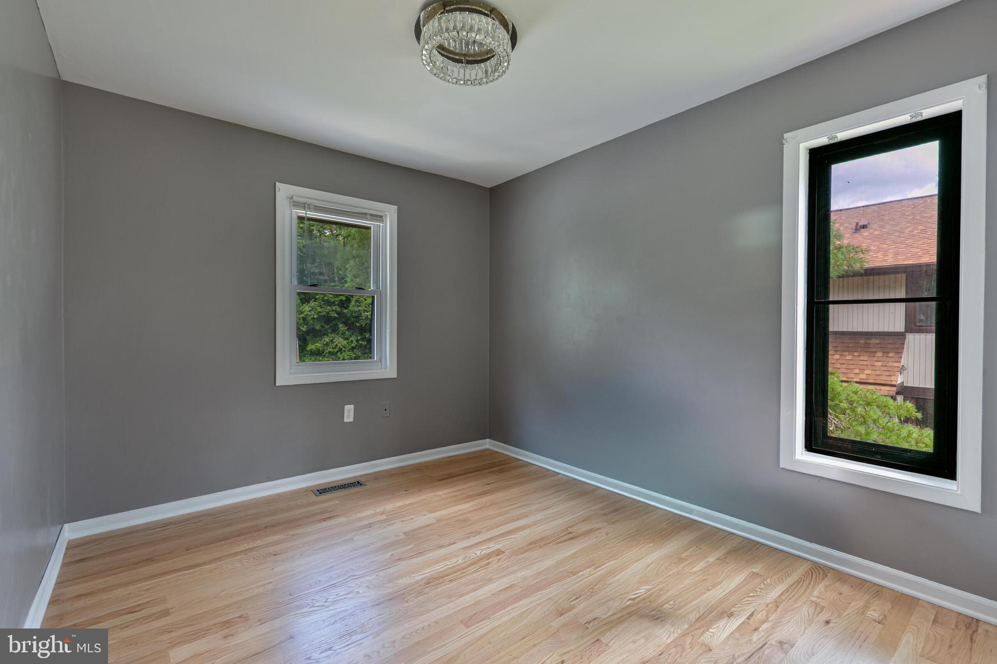 GREENFIELD FARM - Residential